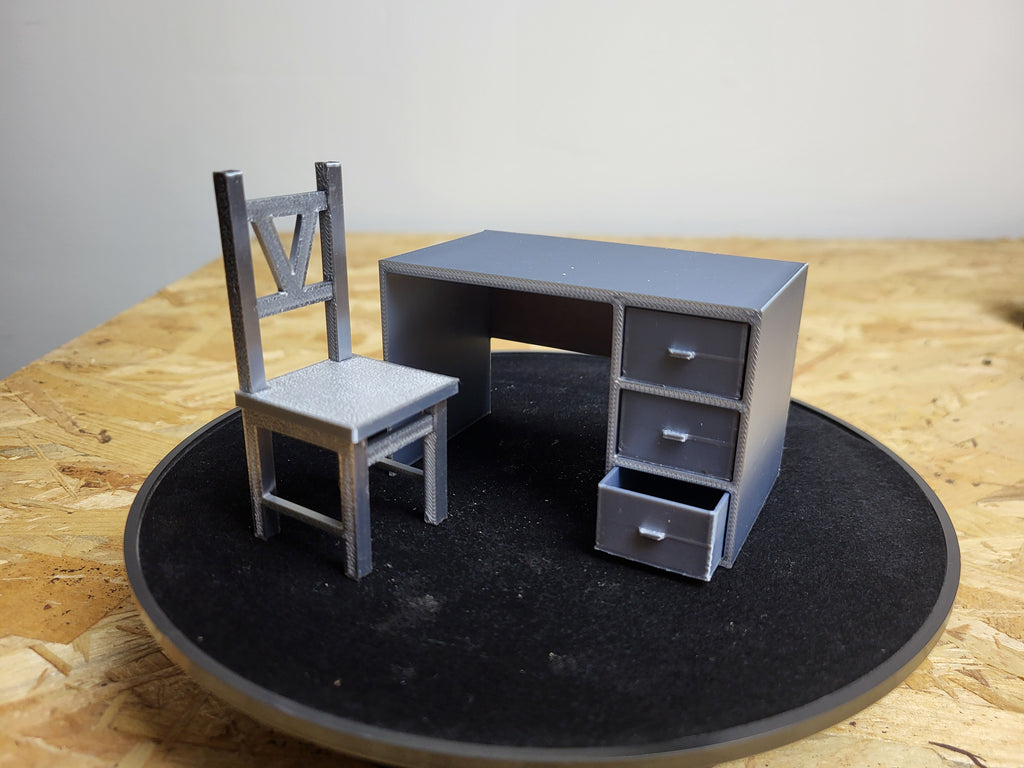 Desk with drawers for Dummy 13