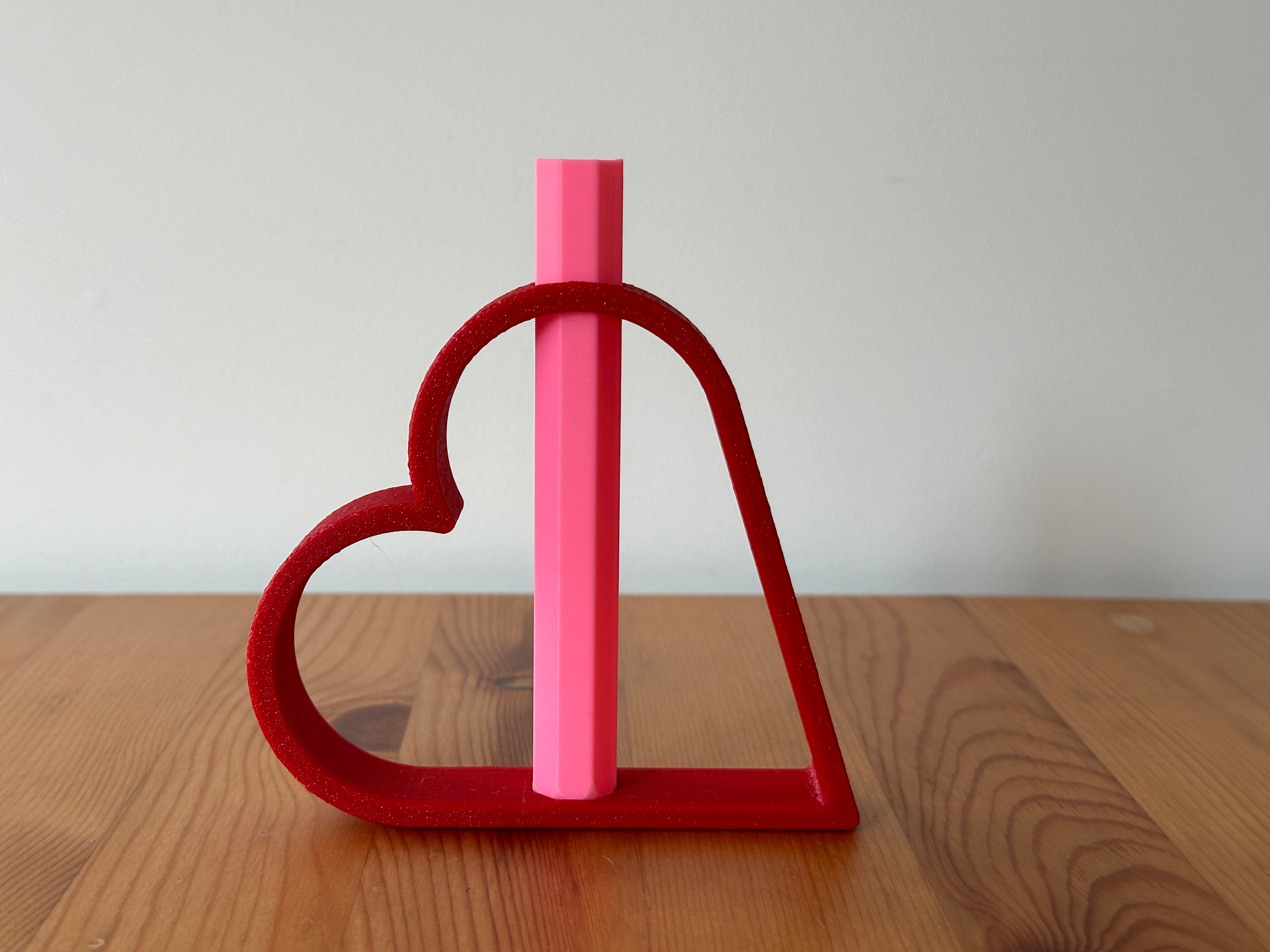 Heart Vase Octagonal 100mm - Perfect for Valentines, Mothers Day, a Loved one. No Supports