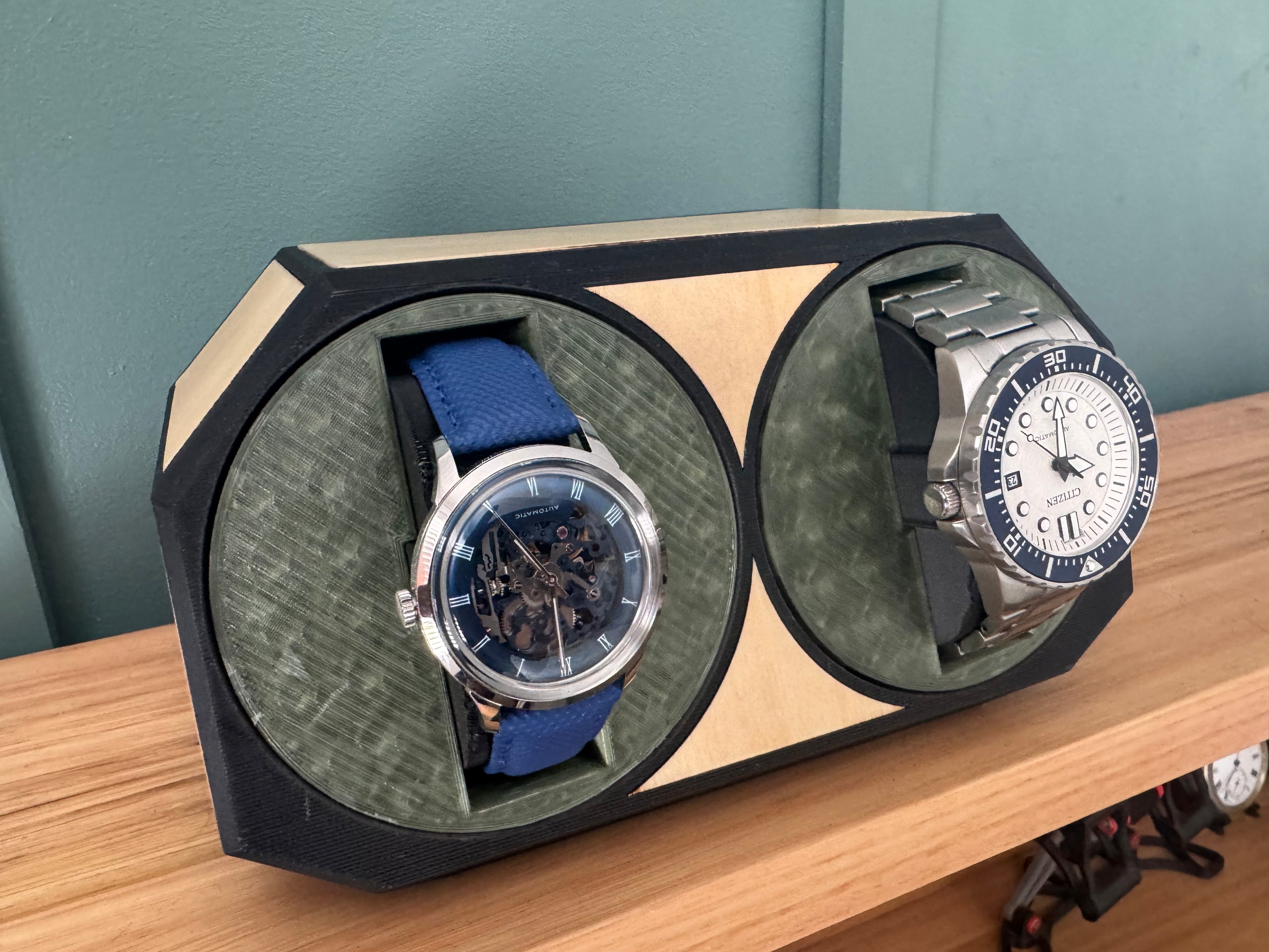 Automatic watch winder