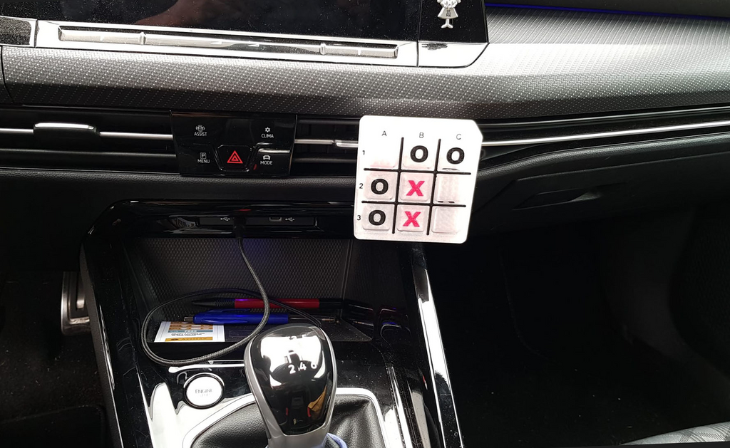 TicTacToe (with magnets)