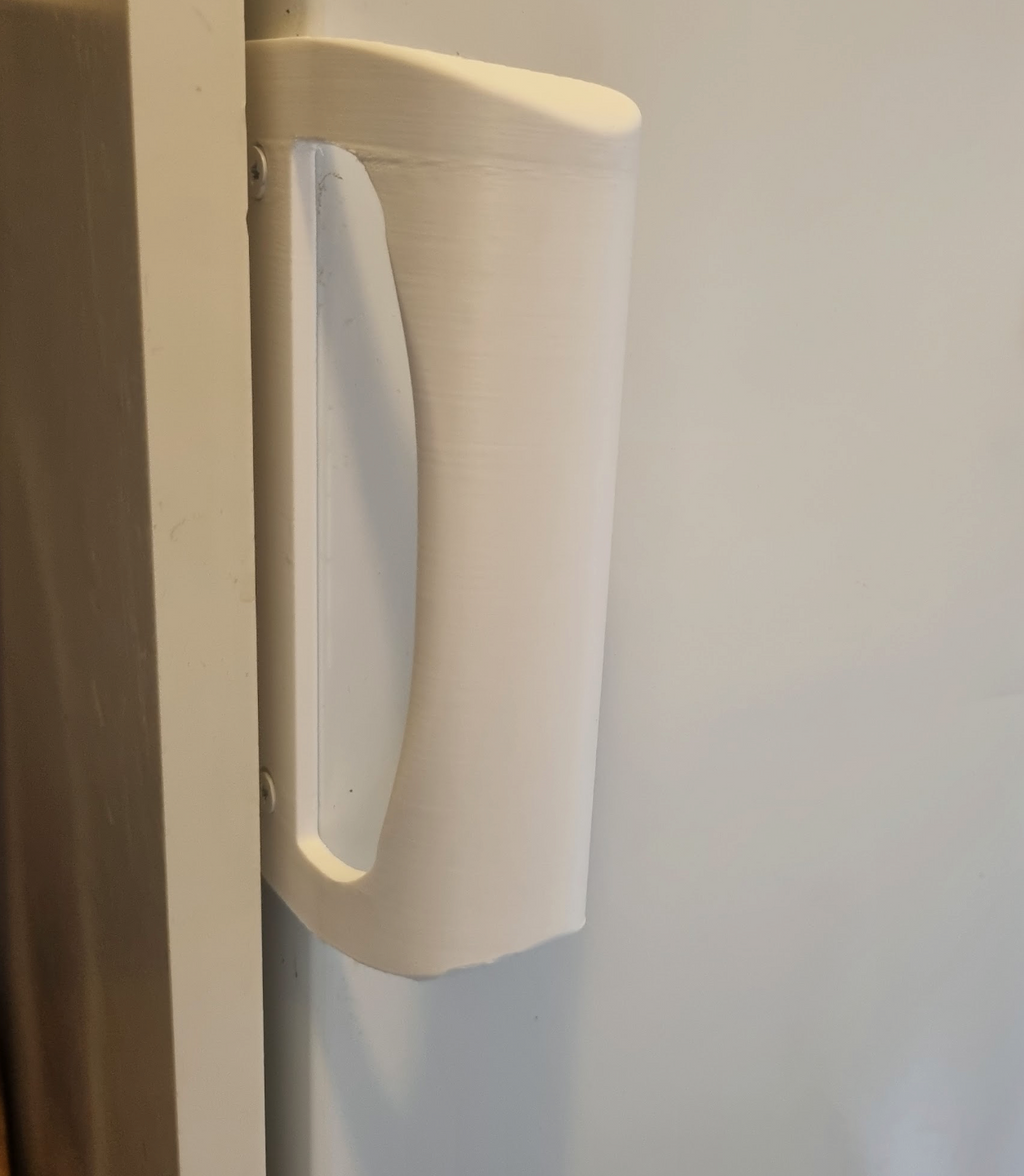 Electrolux Fridge Handle, hole distance 133 mm