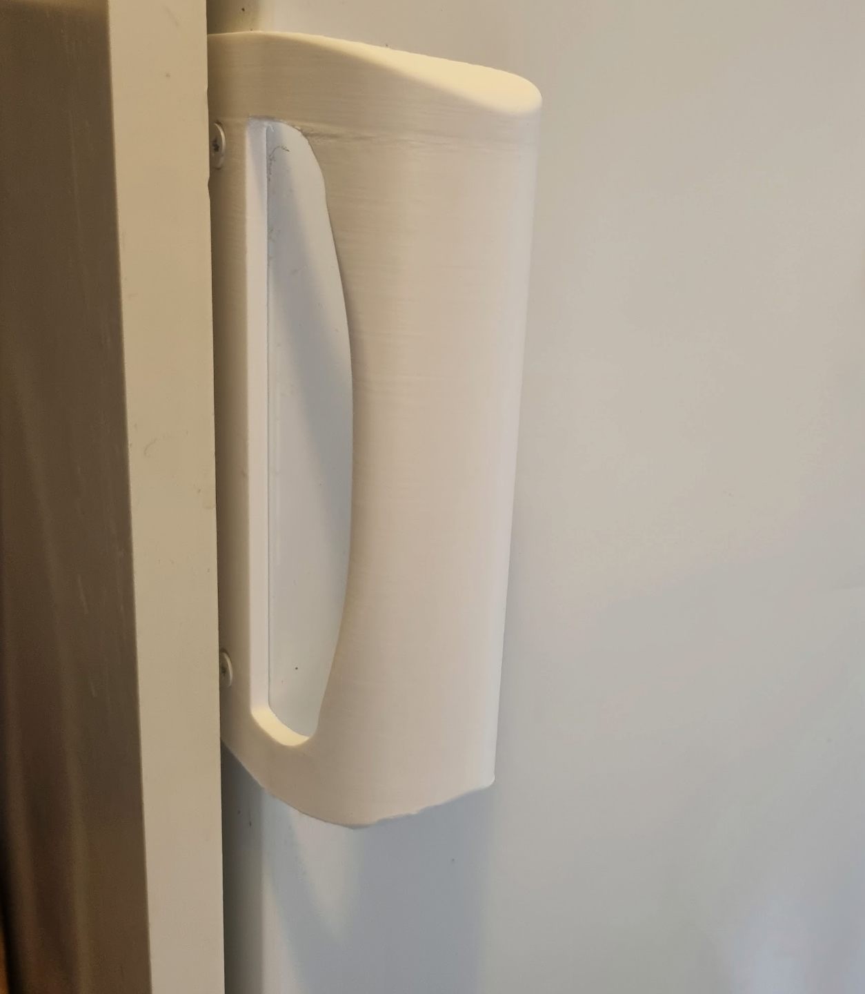 Electrolux Fridge Handle, hole distance 133 mm