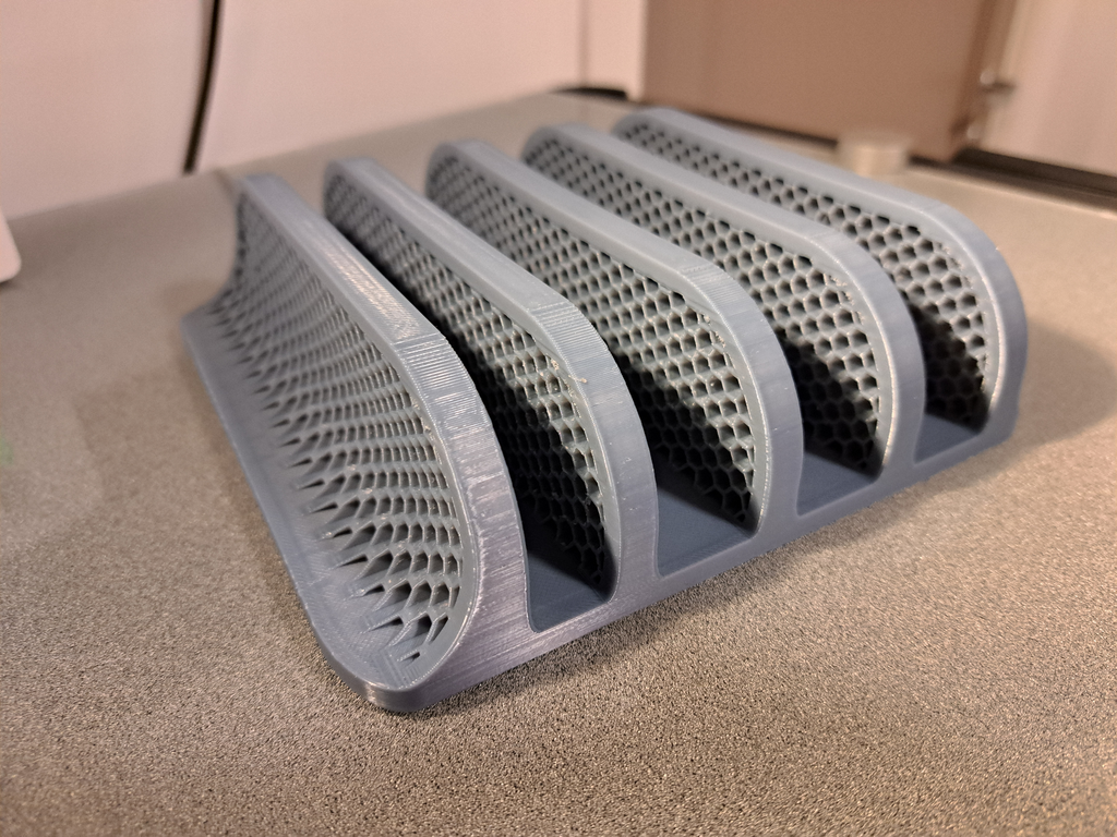 Laptop Vertical Stand (4 slots: 15mm, 3 x 22mm)