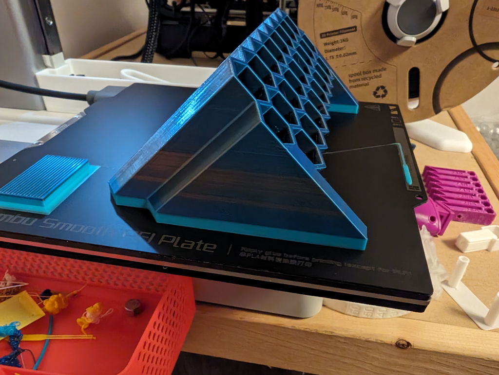 Angled hexagonal multicolor pen holder