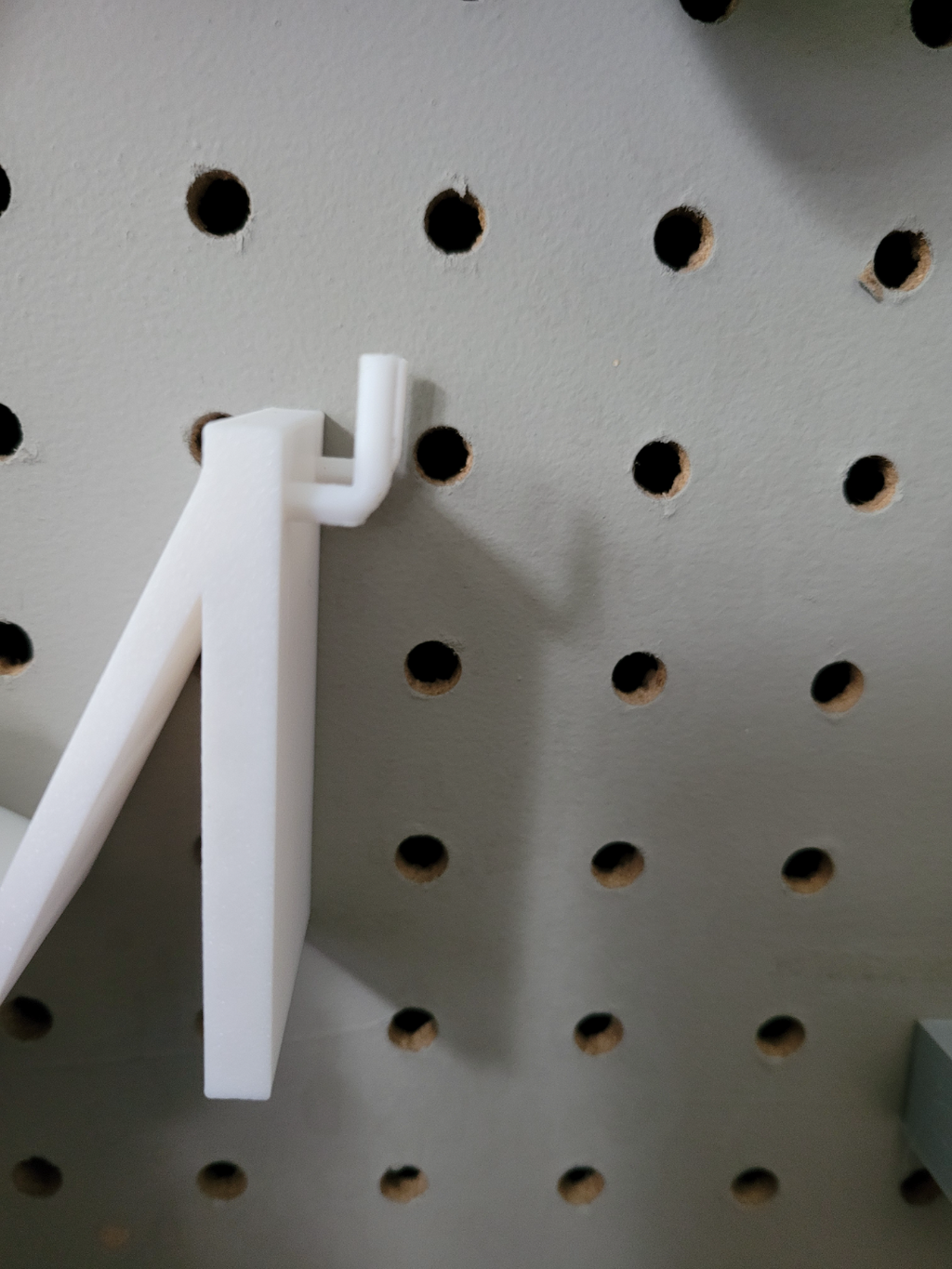 Controller Holder for Pegboard