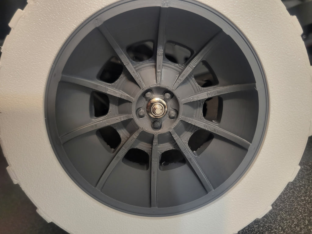 RC Tire and Rim – 14 mm Hex
