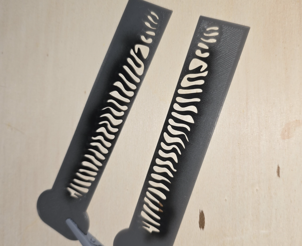 Airbrush mackerel stencil