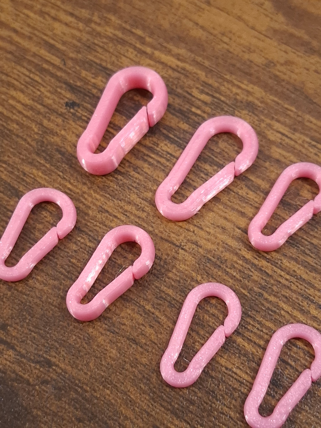Small carabiner