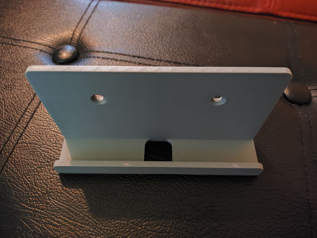 Phone/tablet dock