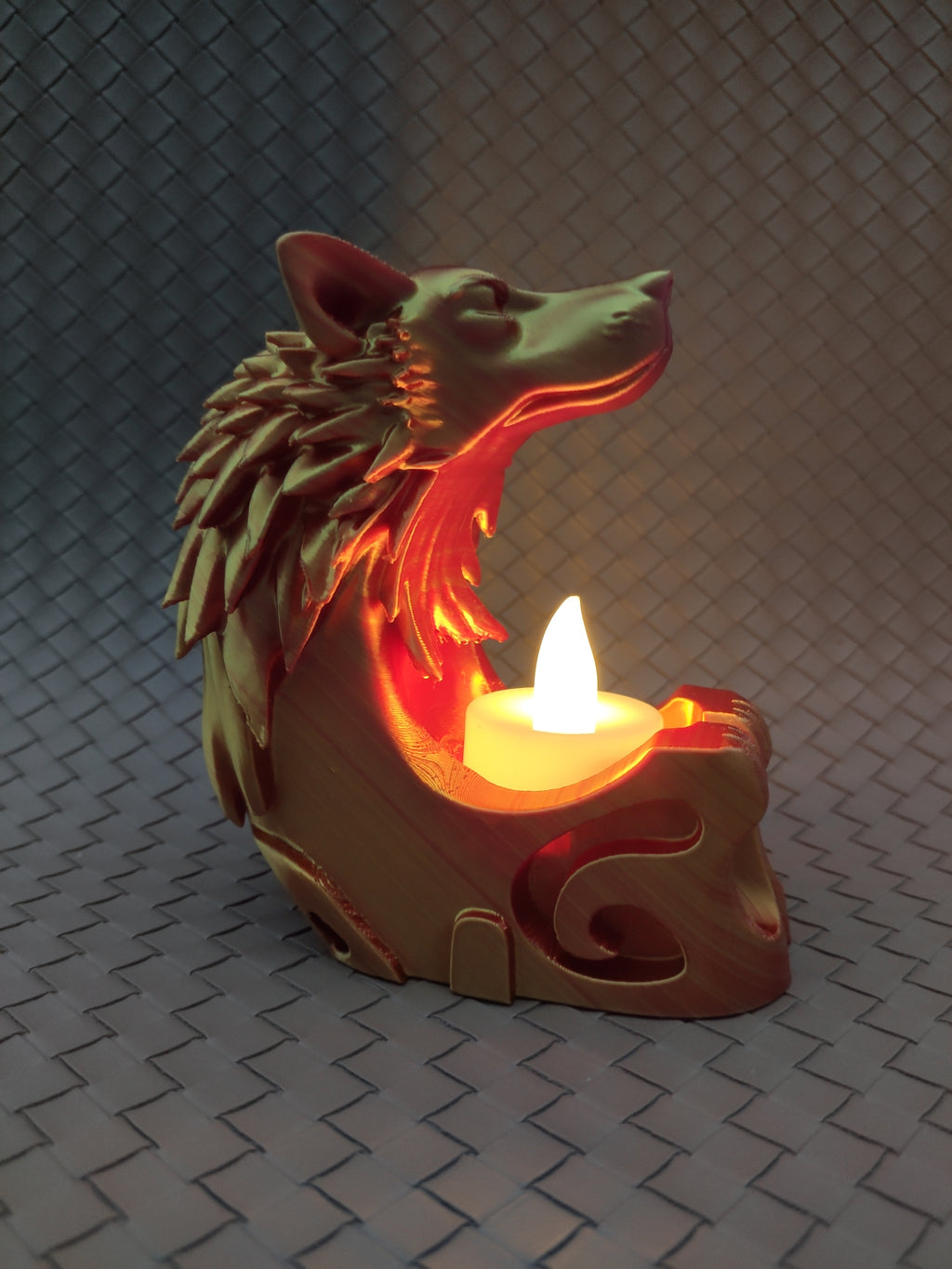 Dreaming Wolf - LED Tea light Holder