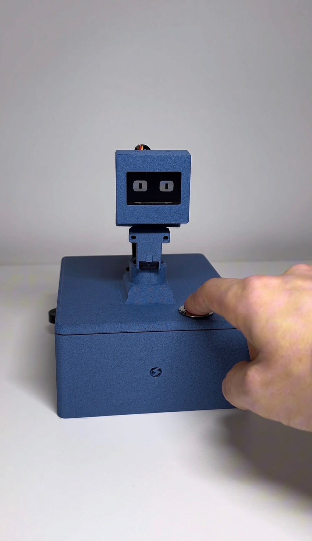 DIY AI Desk Robot Buddy