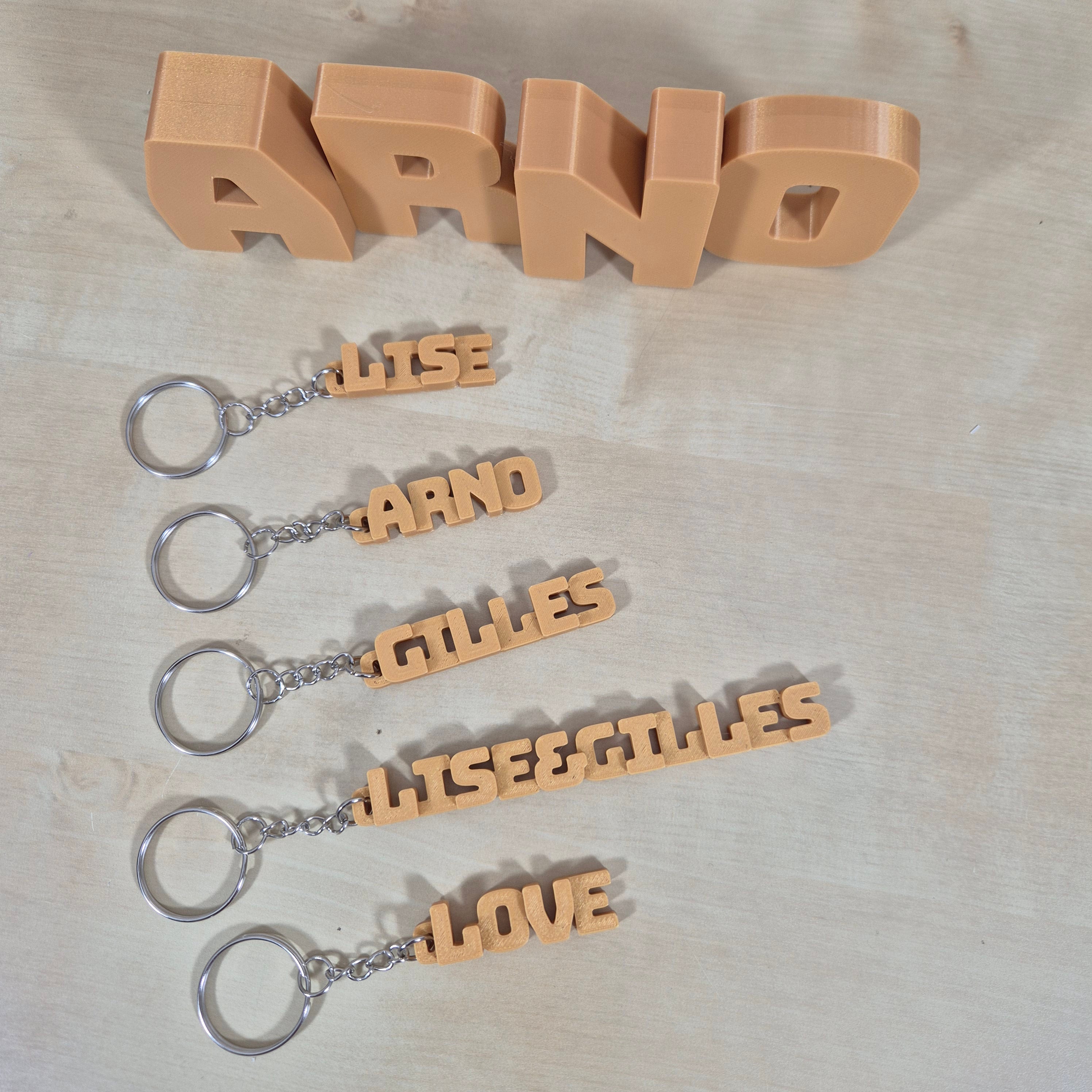 Customizable Name Keychain with Adjustable Spacing