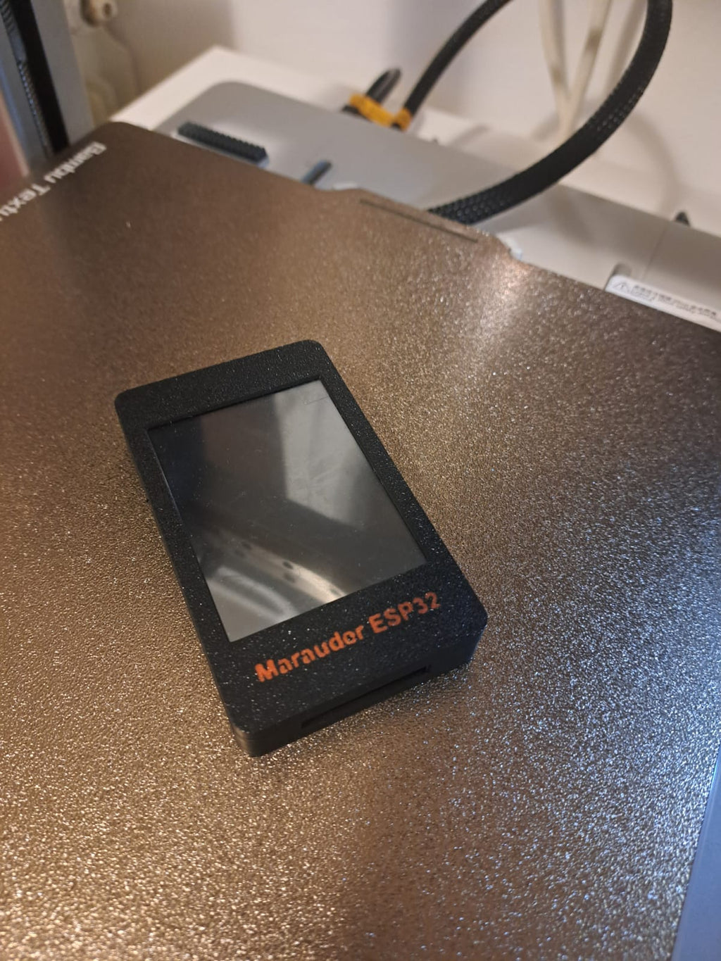Cheap Yellow Display snap case