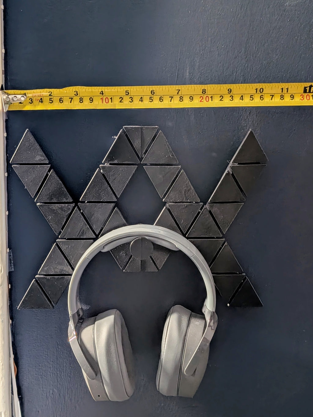 Wall Mounted Geometric Heaphone Holder Aesthetic