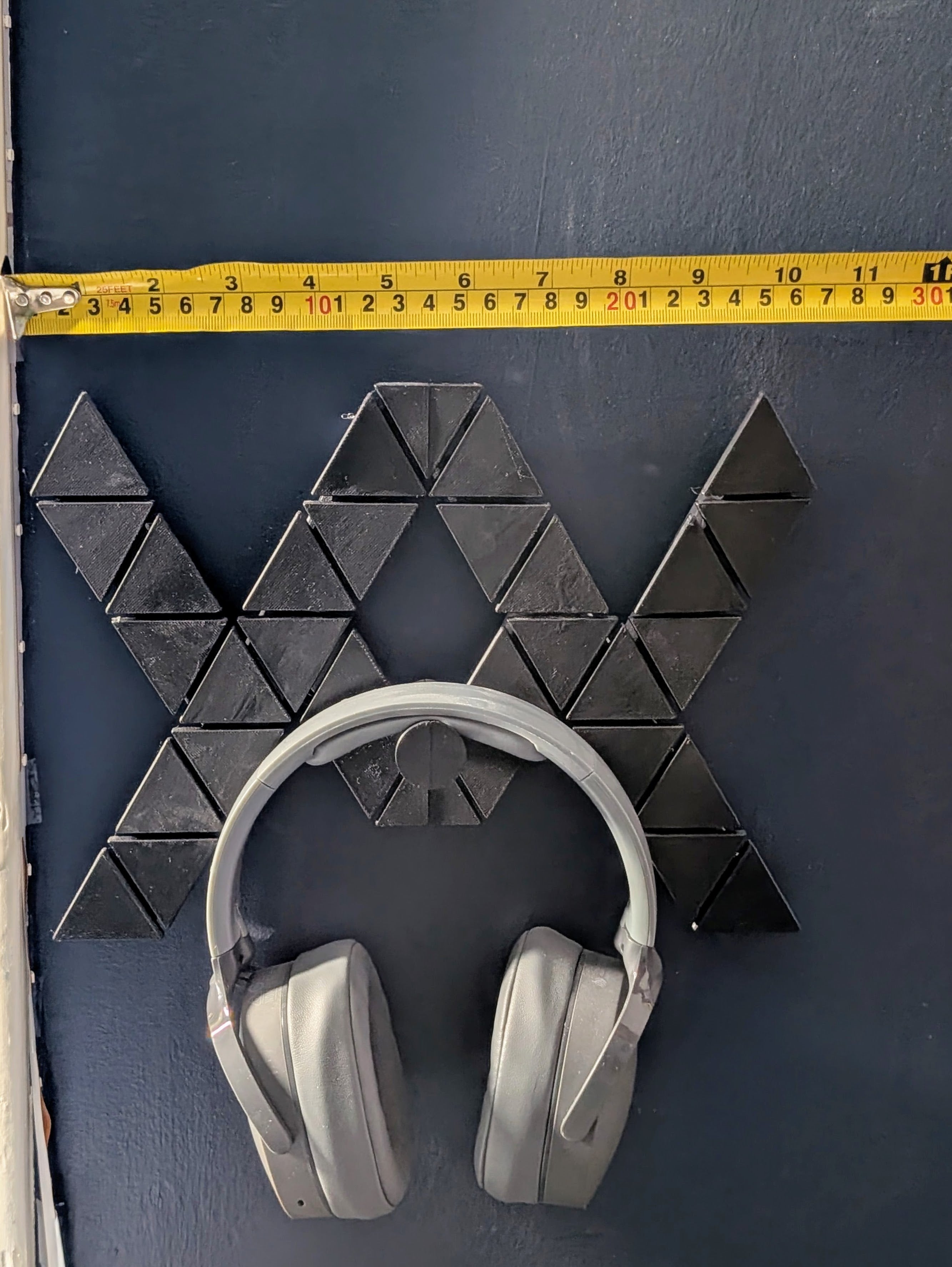 Wall Mounted Geometric Heaphone Holder Aesthetic