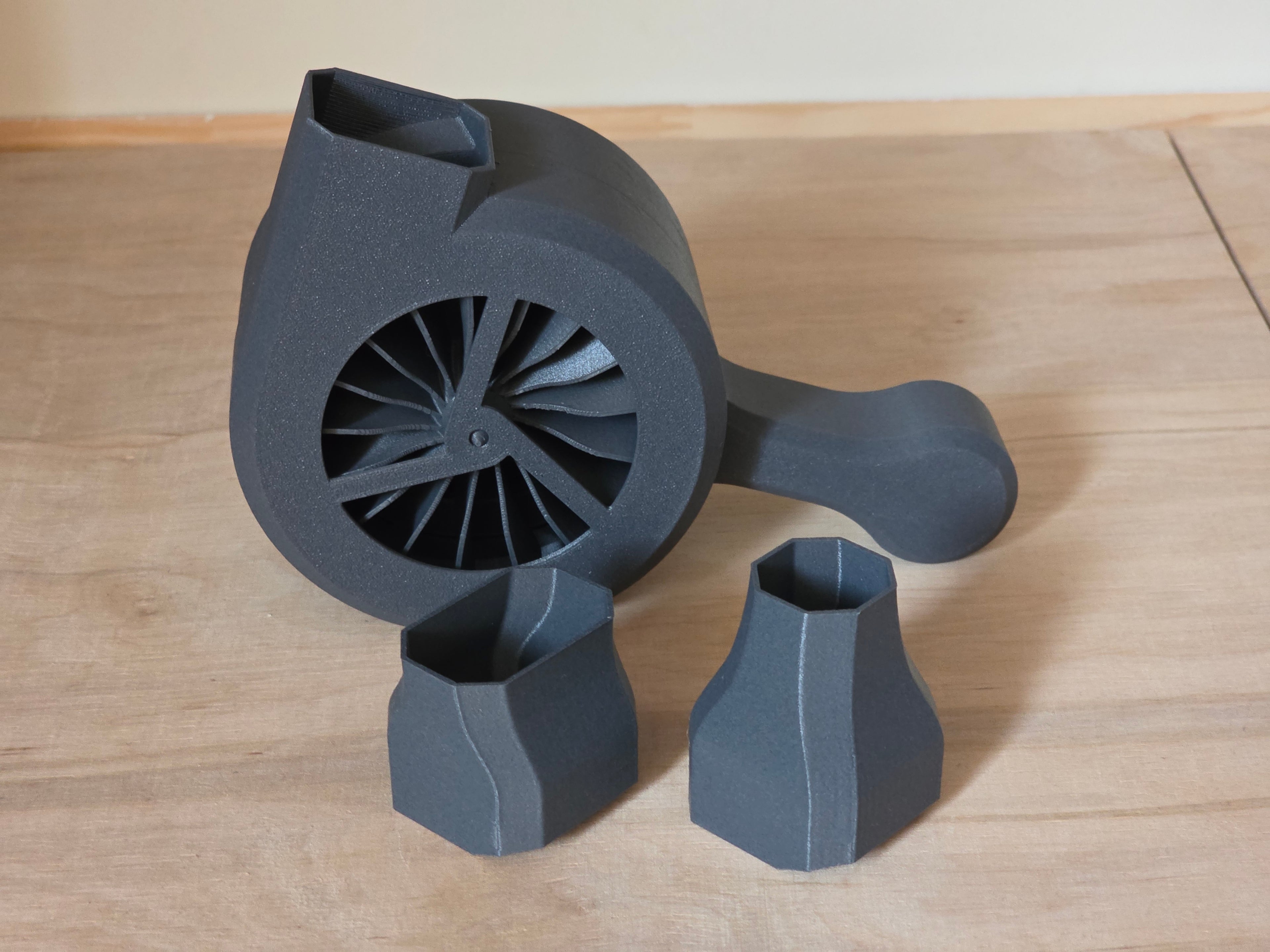 Turbine blower (two planetary gears 36:1 - faster)