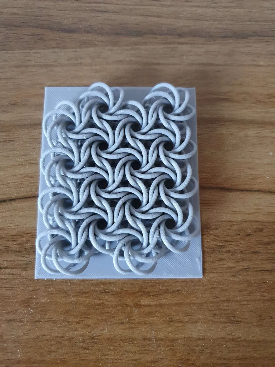 Moorish Rose weave Parametric Chainmail