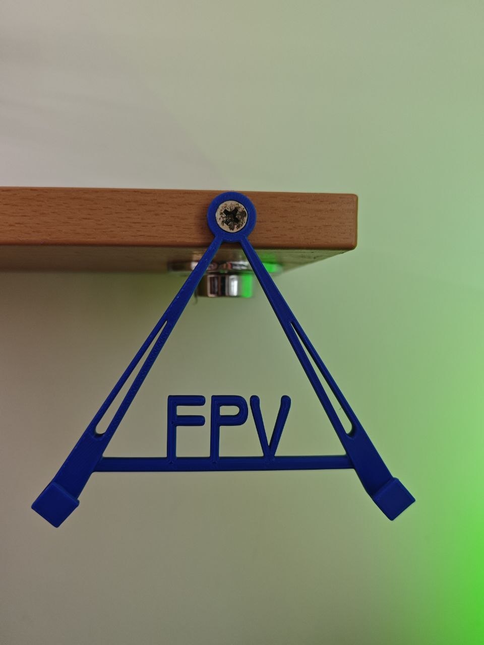 FPV Drone Shelf Hanger for TBS Source One V5/V6
