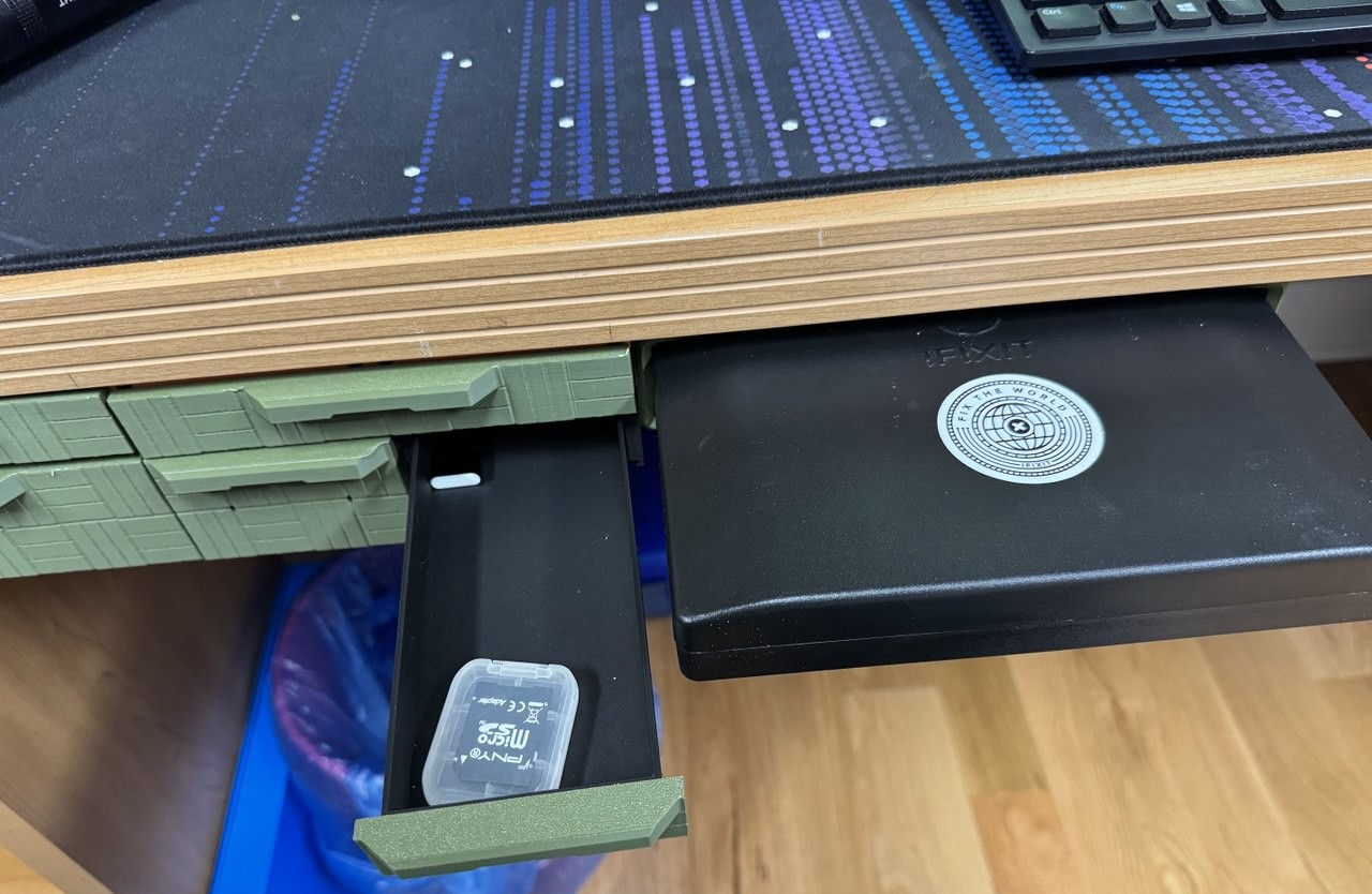 Modular Underdesk/table GEN2 Drawers quick locks
