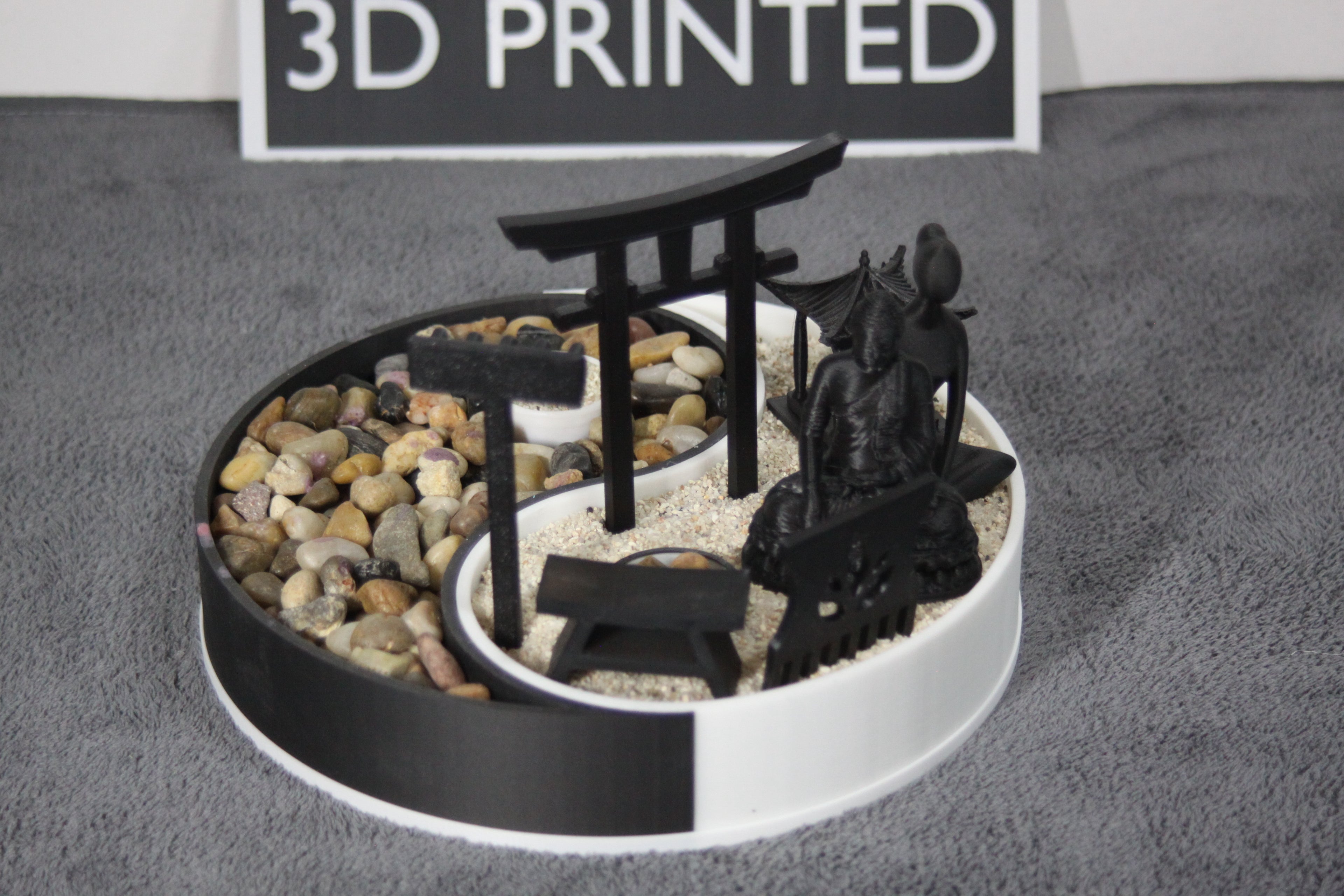 Yin Yang Zen Garden With Accessories And Lid