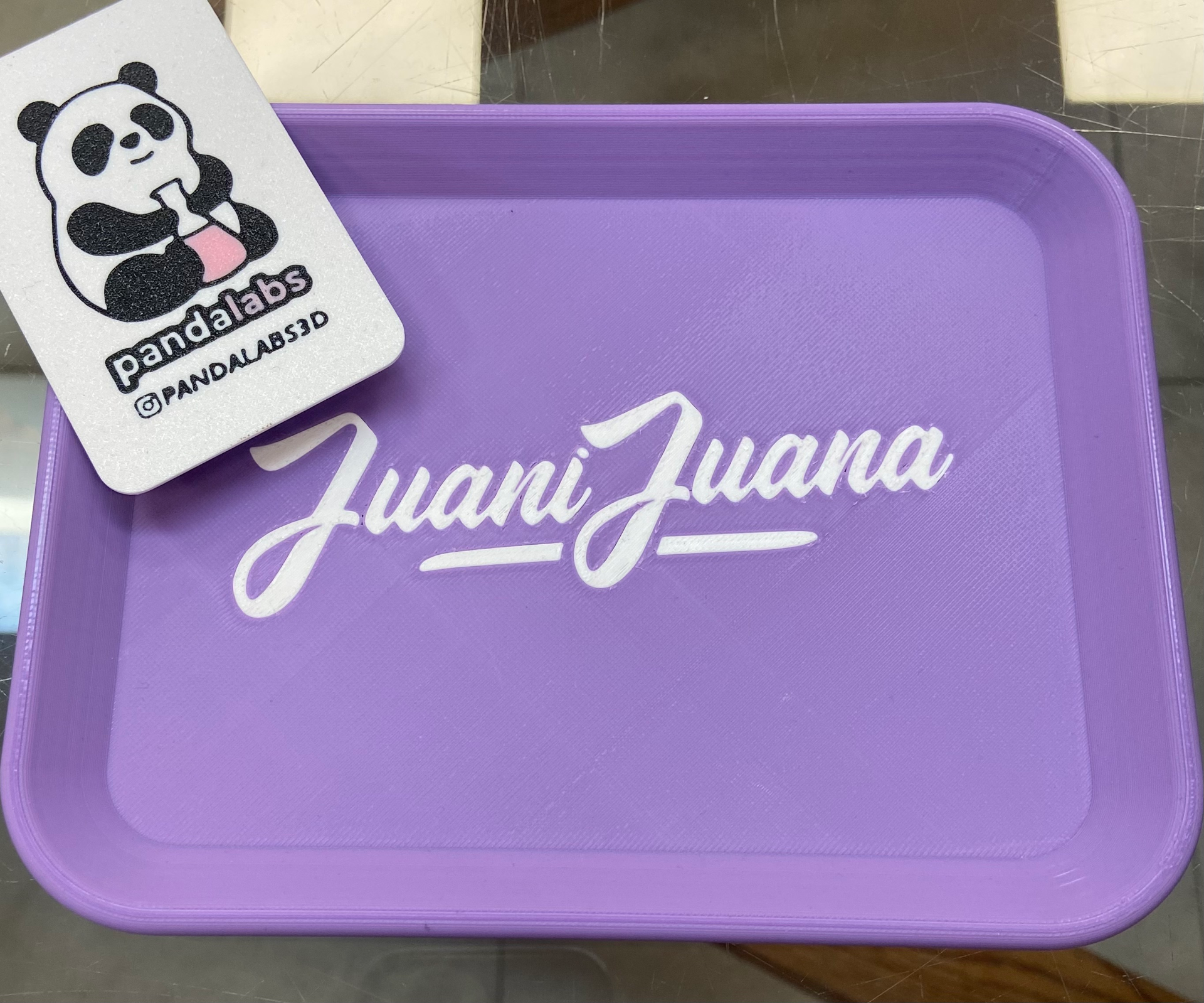 Simple tray
