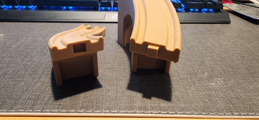 Brio Bridge Ramp, 90° Corner Keyed for A1 mini
