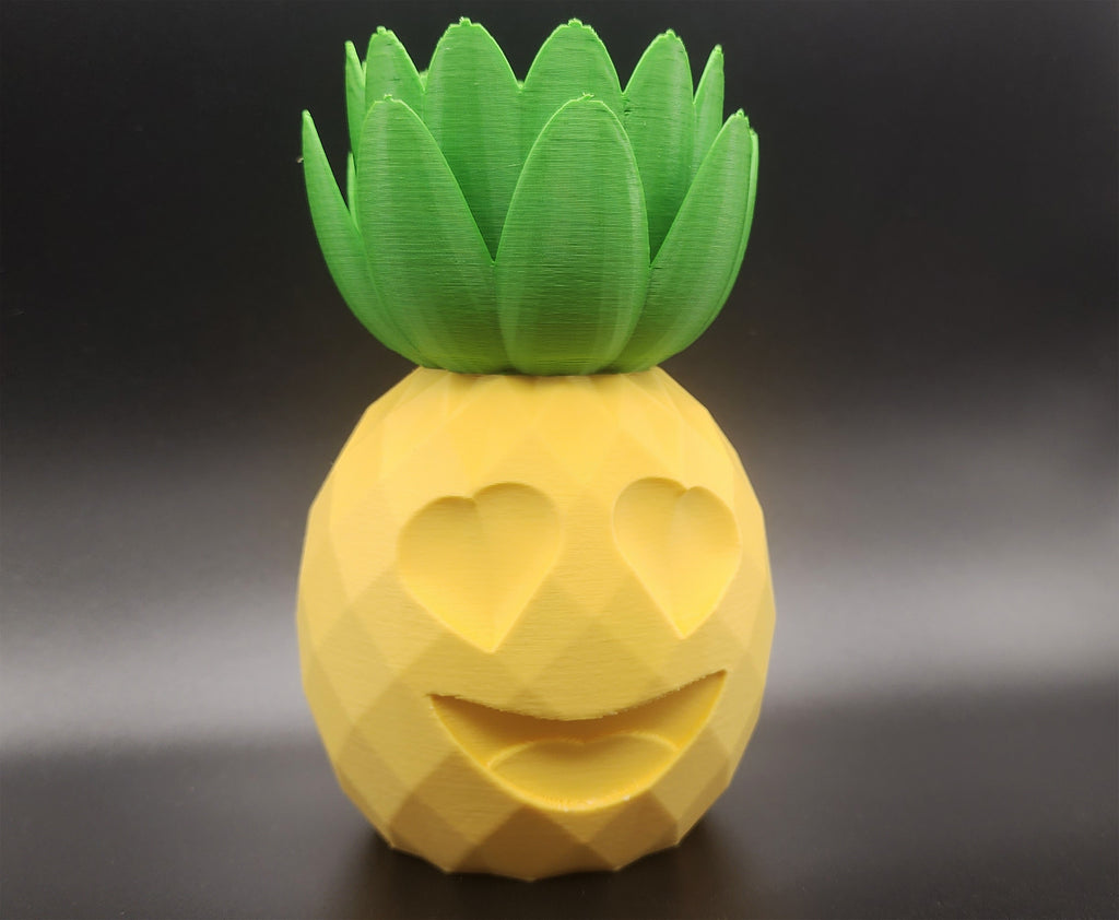 ♡♡ Heart-Eyed Pineapple Planter w/drainage or solid