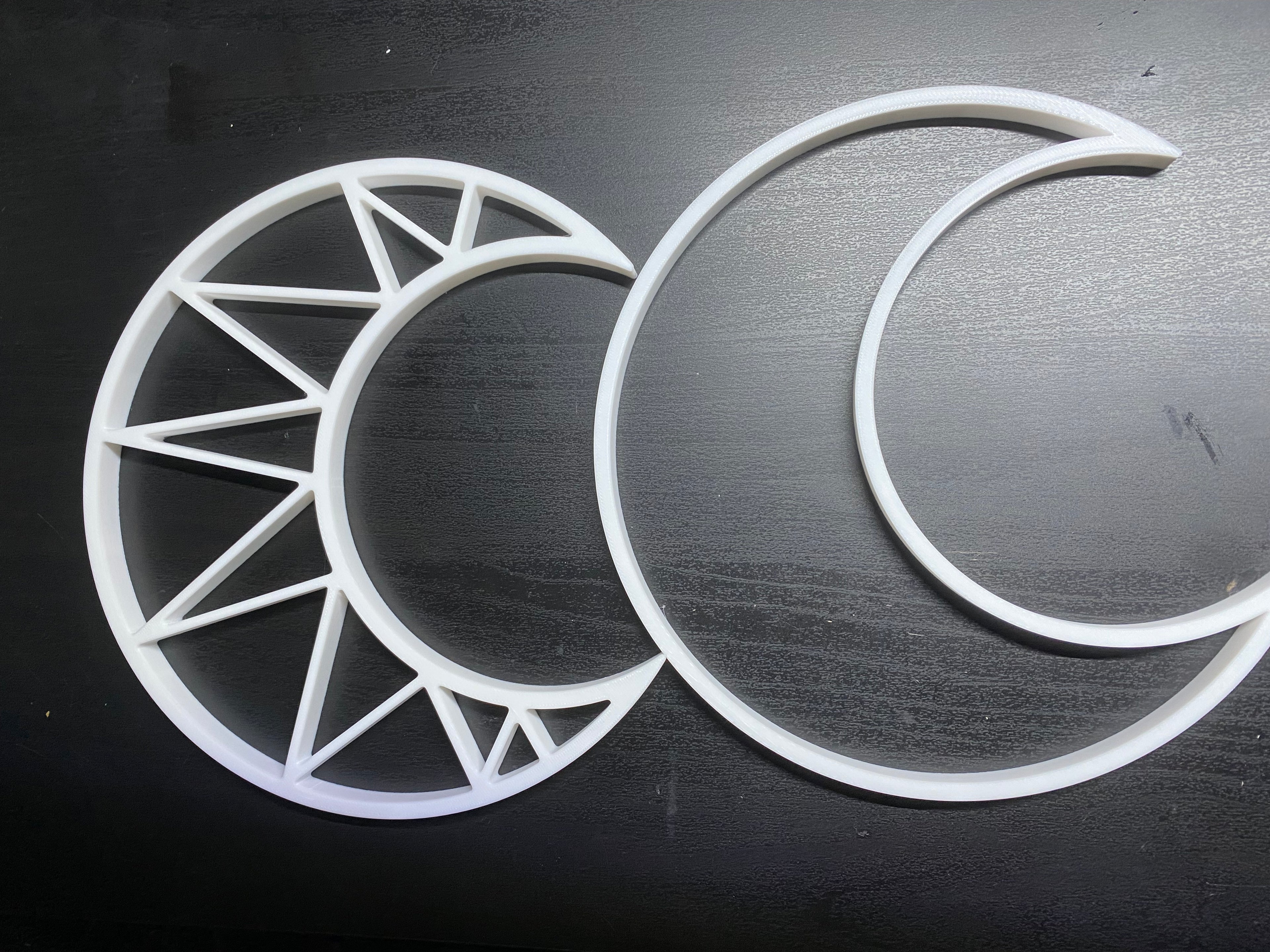 Crescent macrame blank
