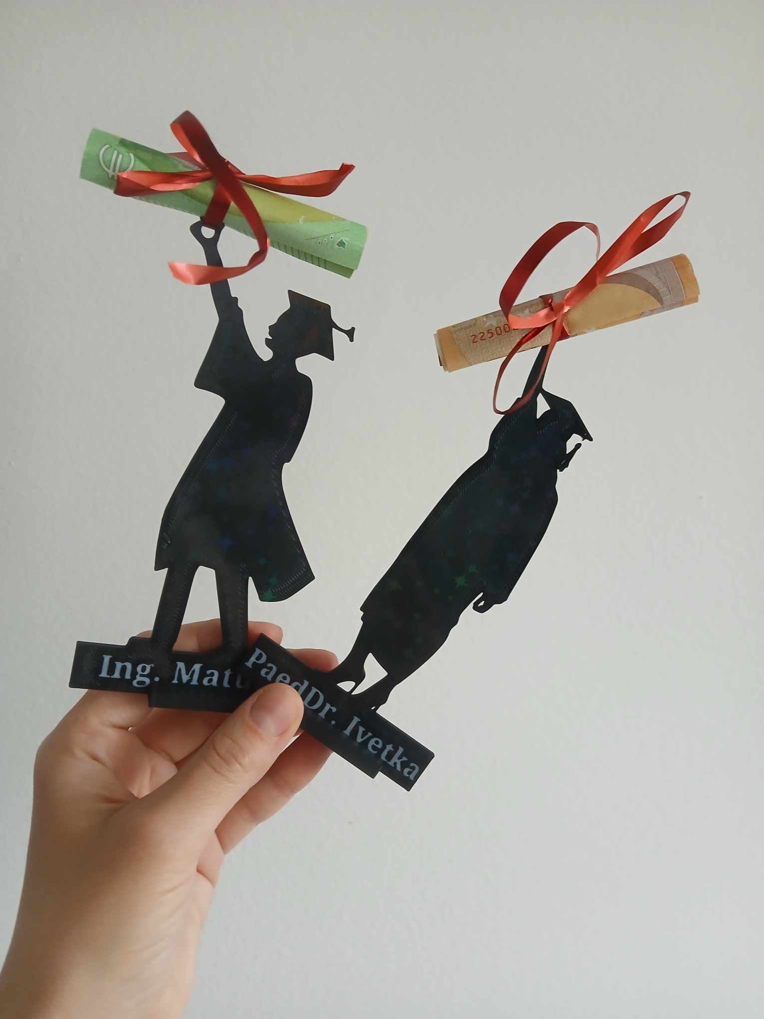 Graduation figurine with text - stylish money gift