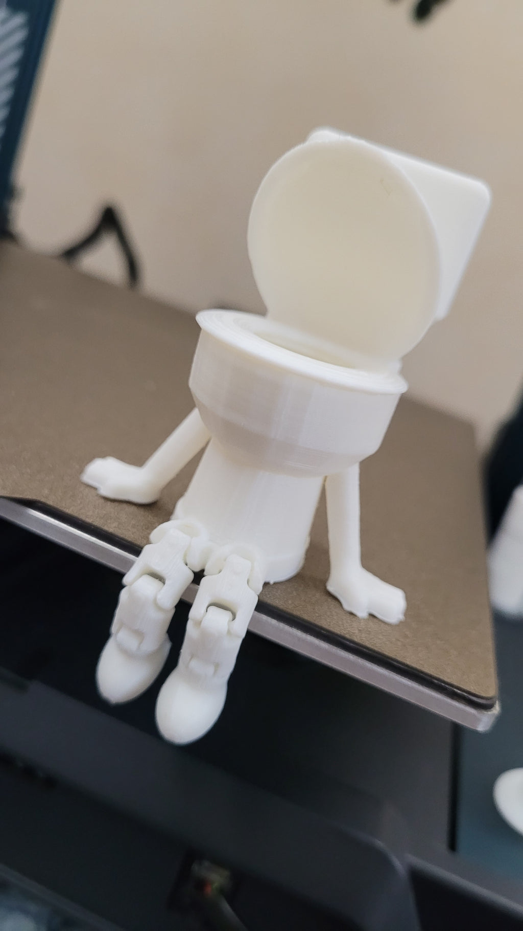 Klo'nchy / Calibration Toilet 2.0