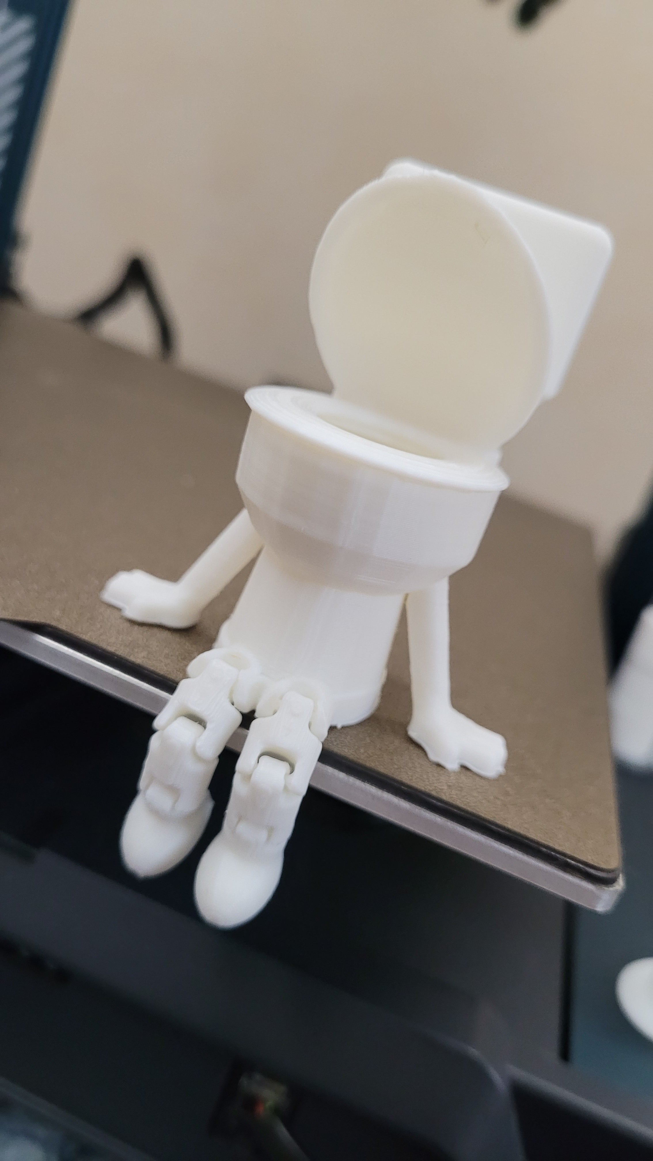 Klo'nchy / Calibration Toilet 2.0