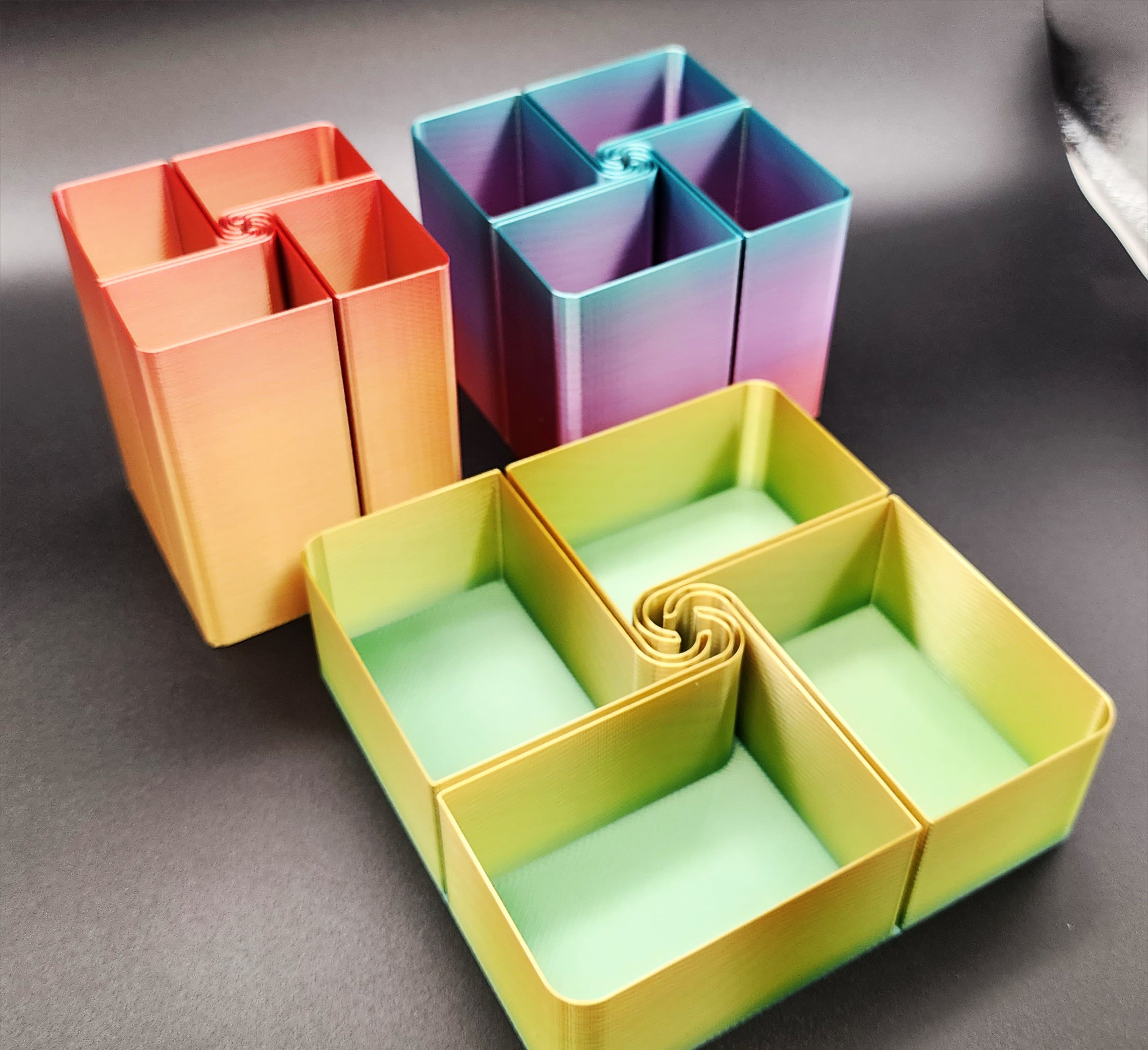 4 Compartment Caddy with a Twist - Vase Mode