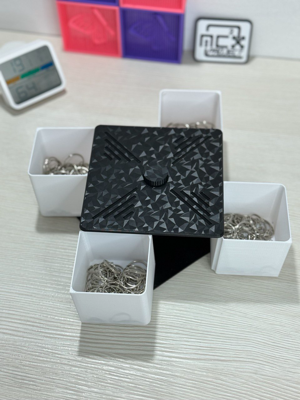 Rotating Organiser
