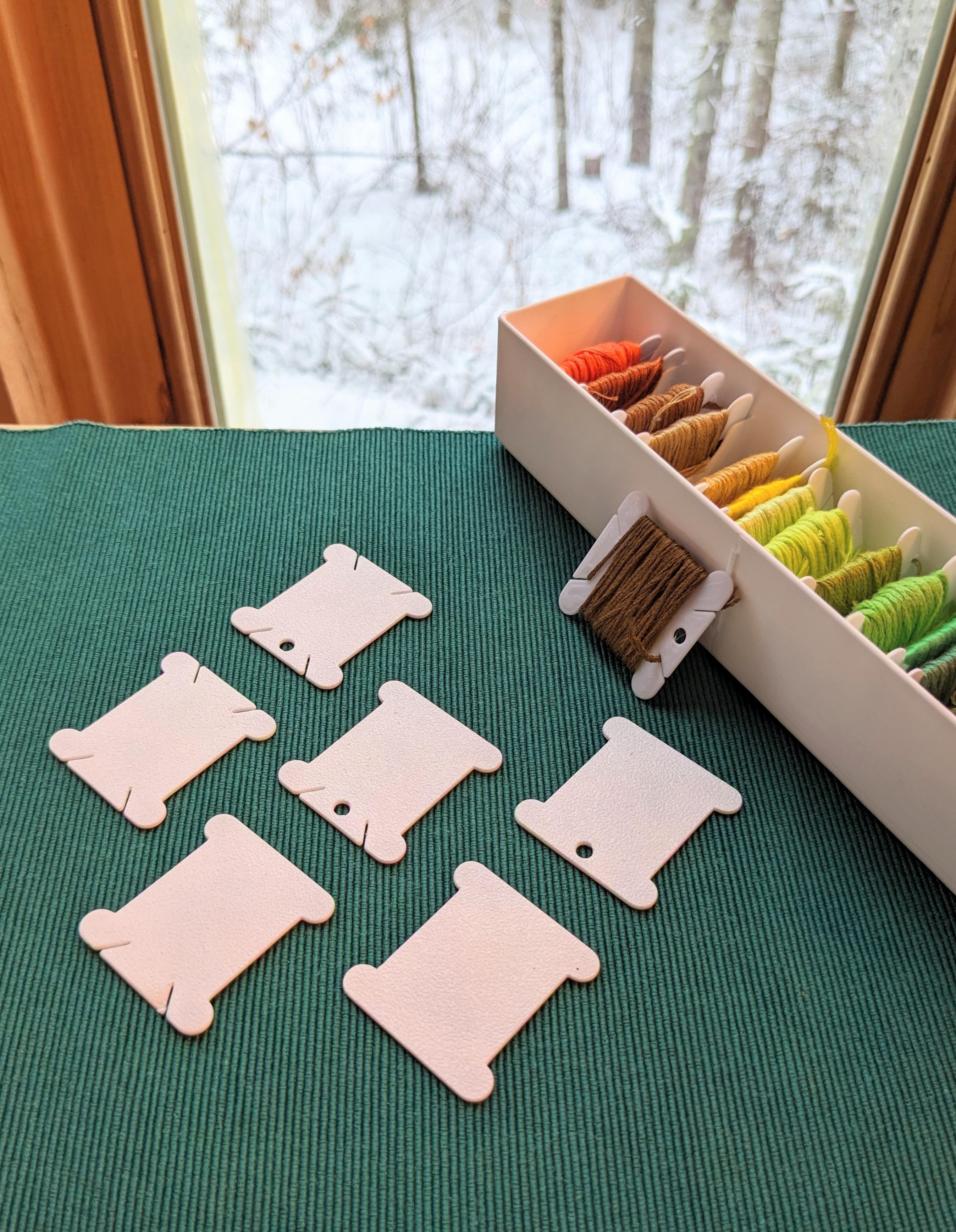 Smooth & Simple Floss Bobbins