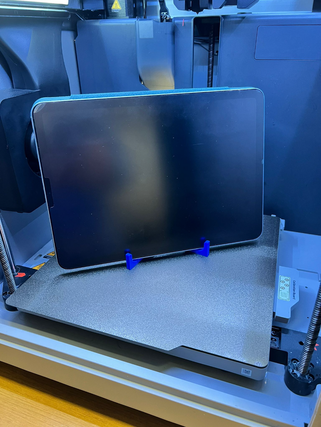 Holder phone and tablet foldable