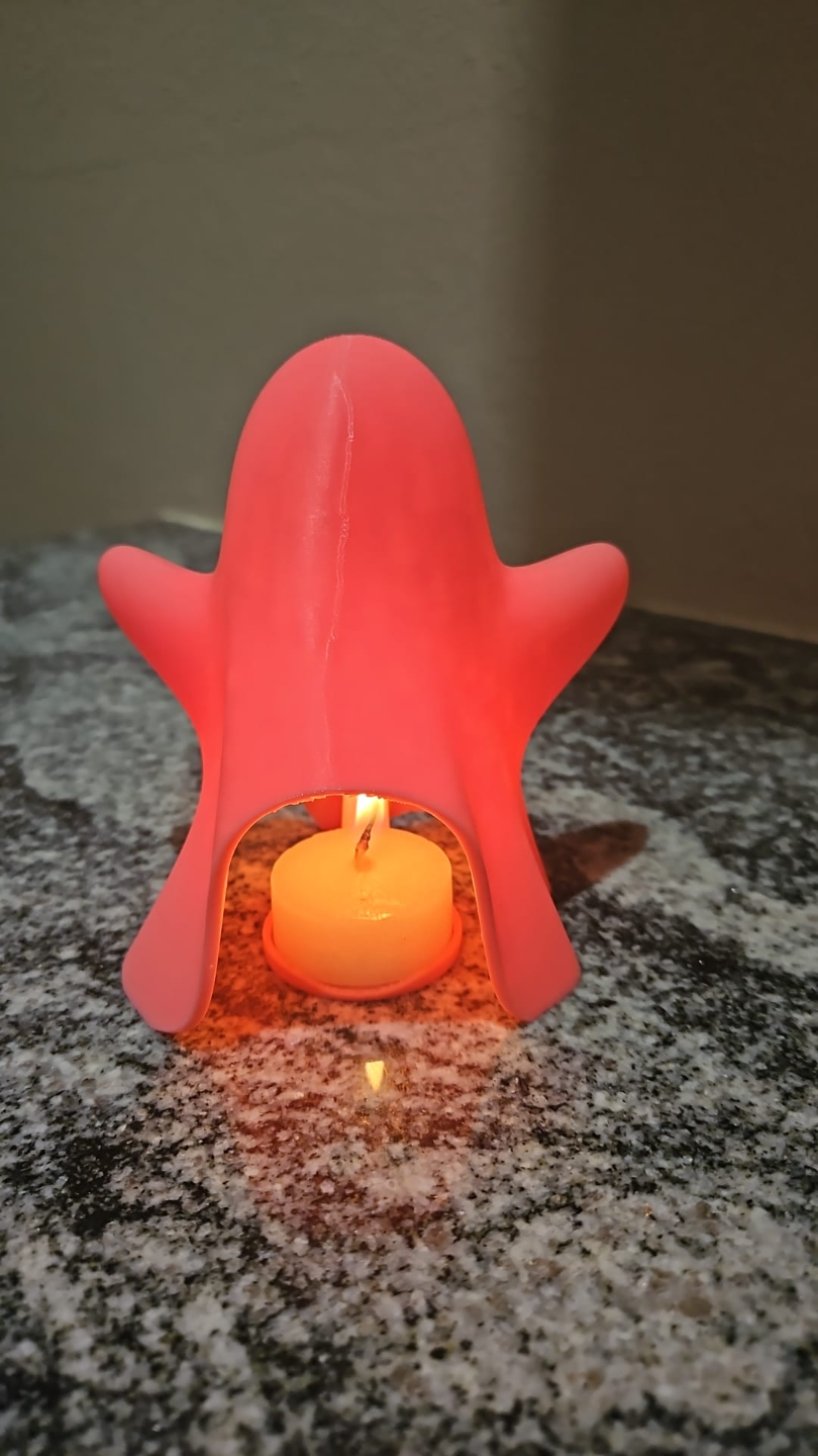 Ghosty candle holder