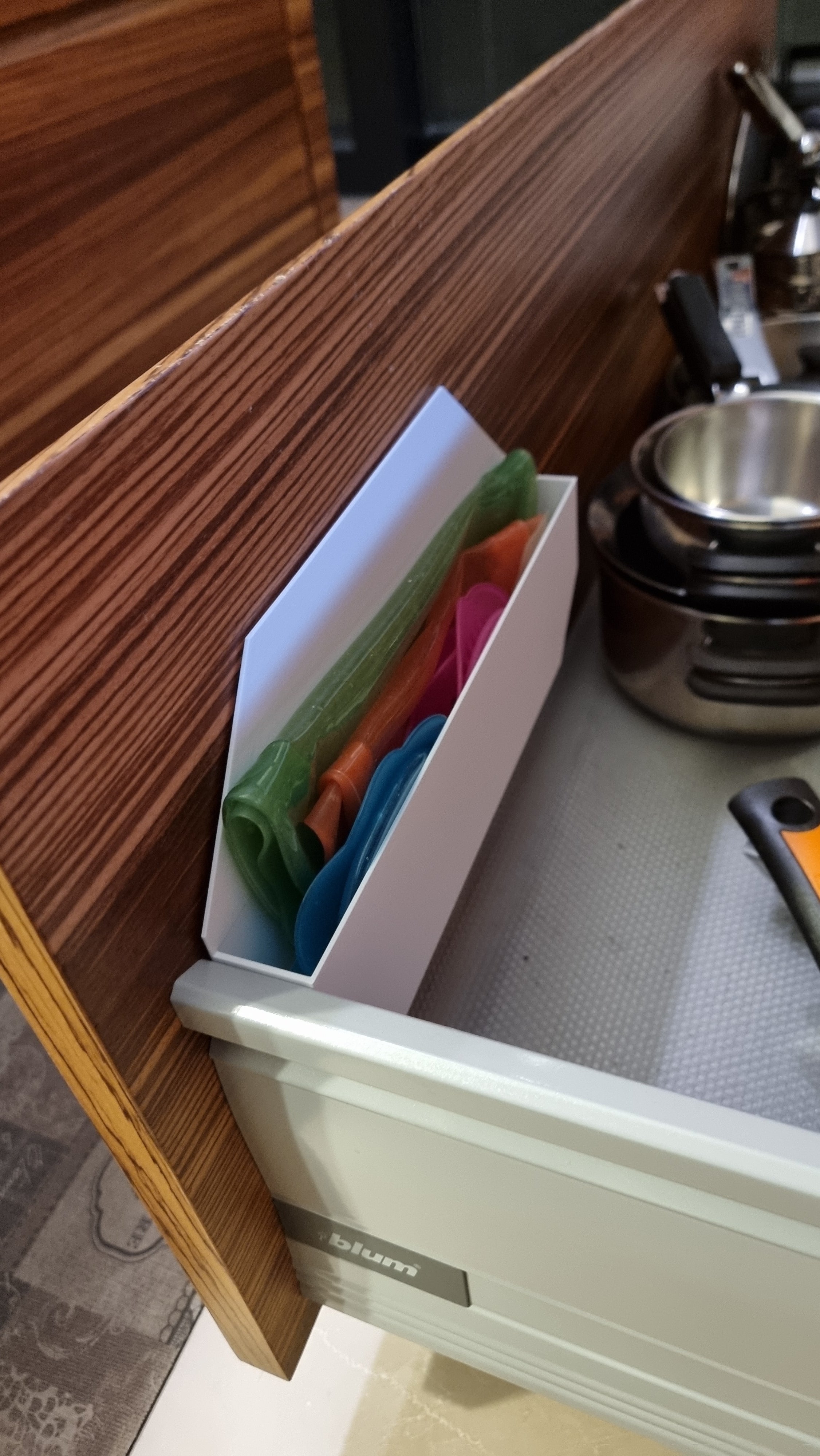 contenitore per coperchi IKEA Overmatt