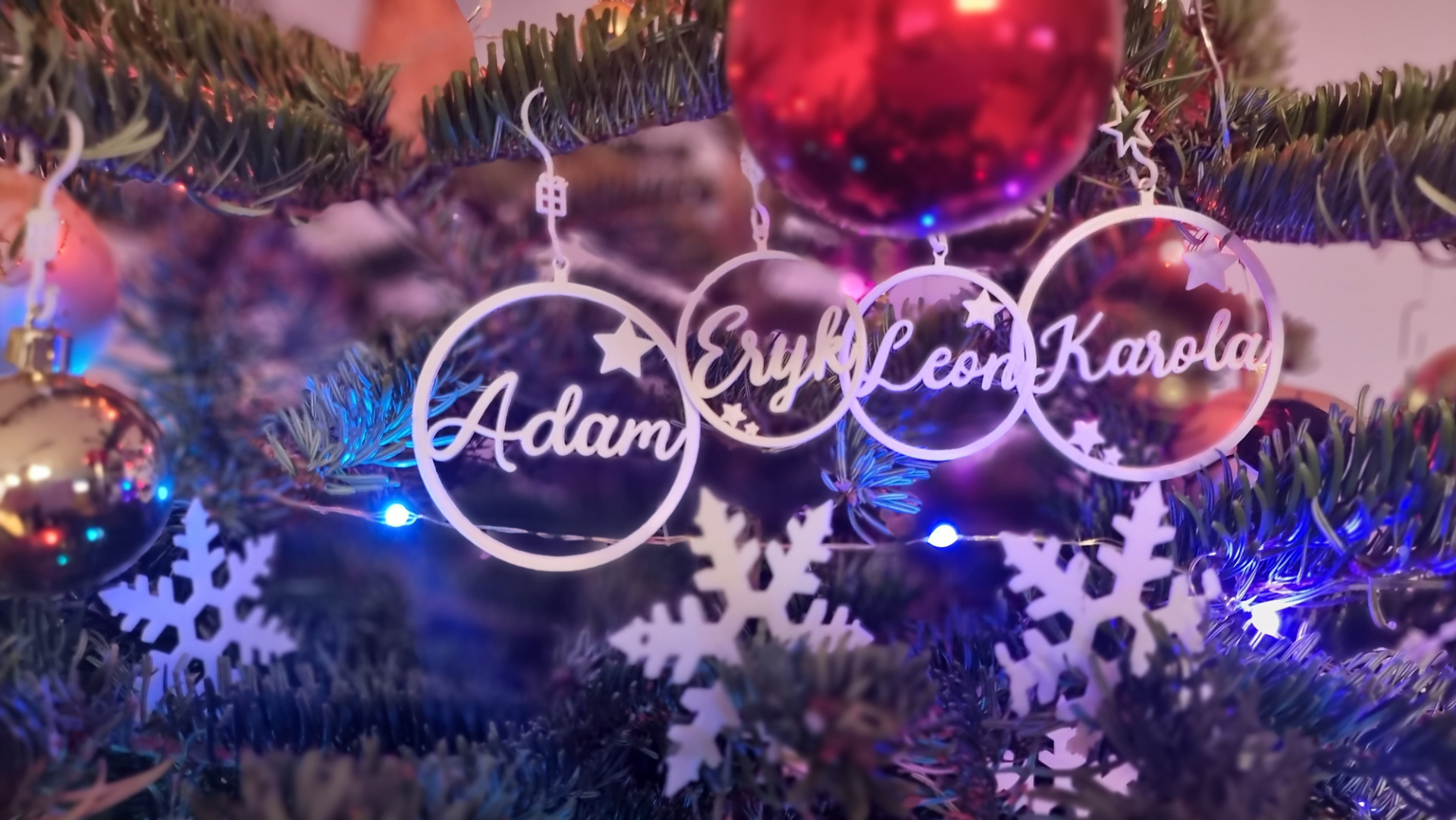 Christmas baubles with names