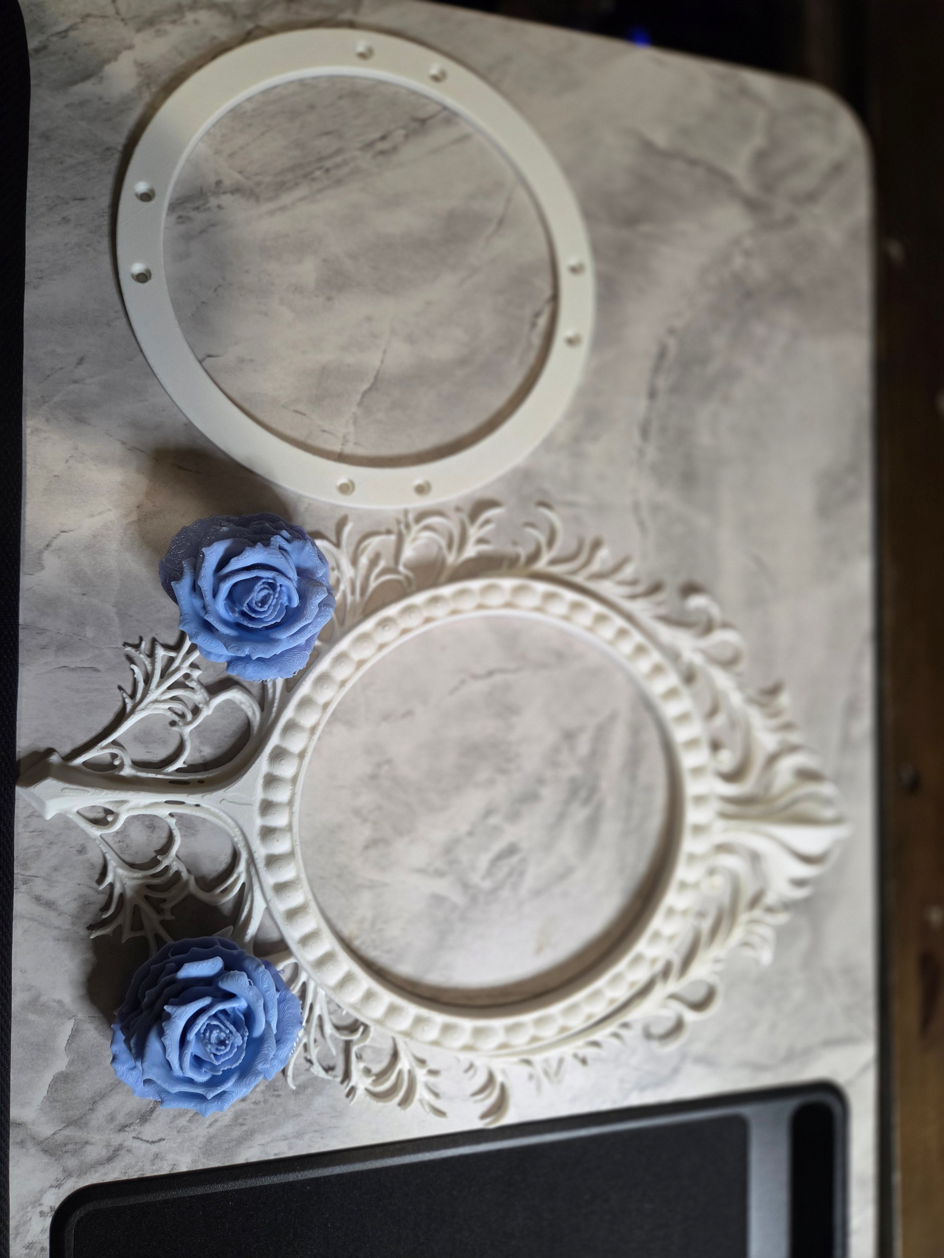 Gothic Rose Frame 5 inch