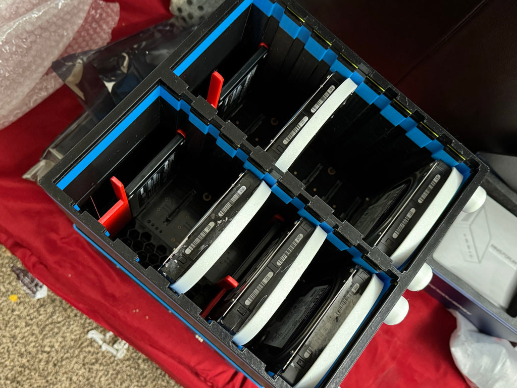 pillarmax - Open Source 16-bay NAS + 3.5" drives.