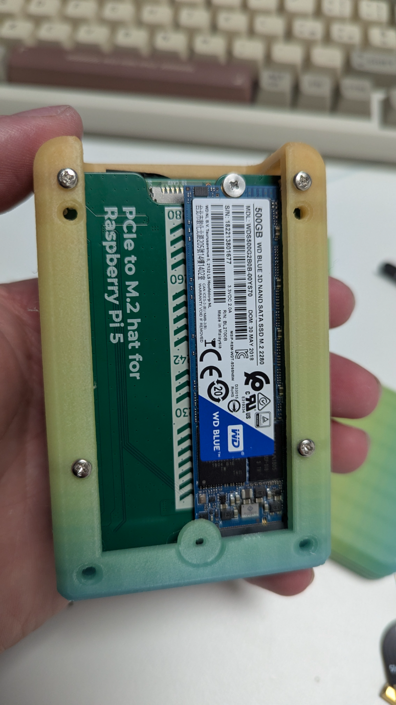 Raspberry Pi5 case with M2 Hat Seeedstudio