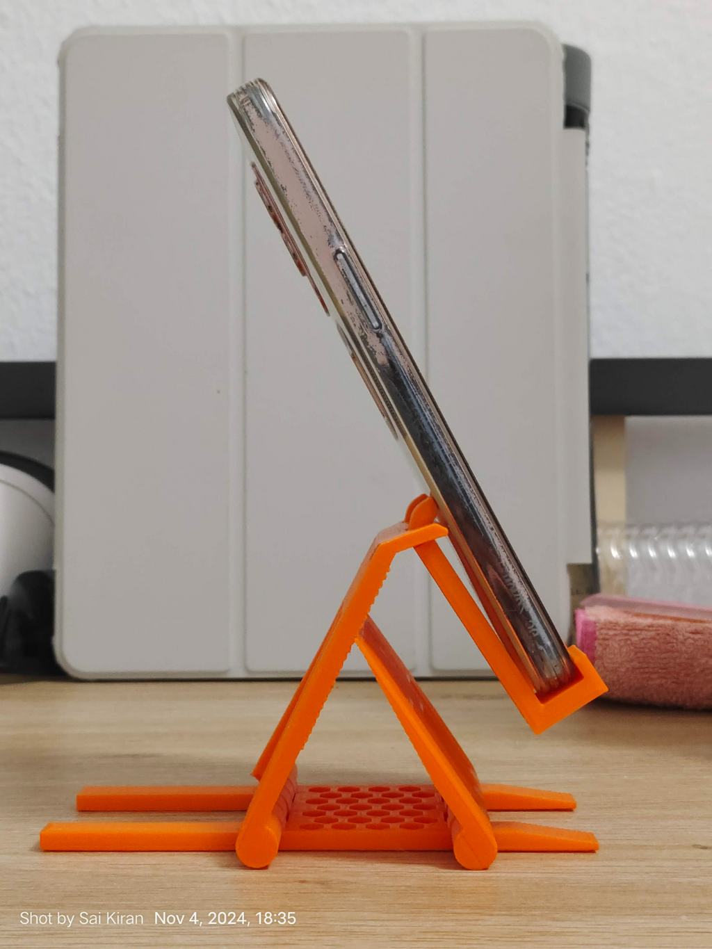 Angle adjustable Phone/IPad stand for video calls