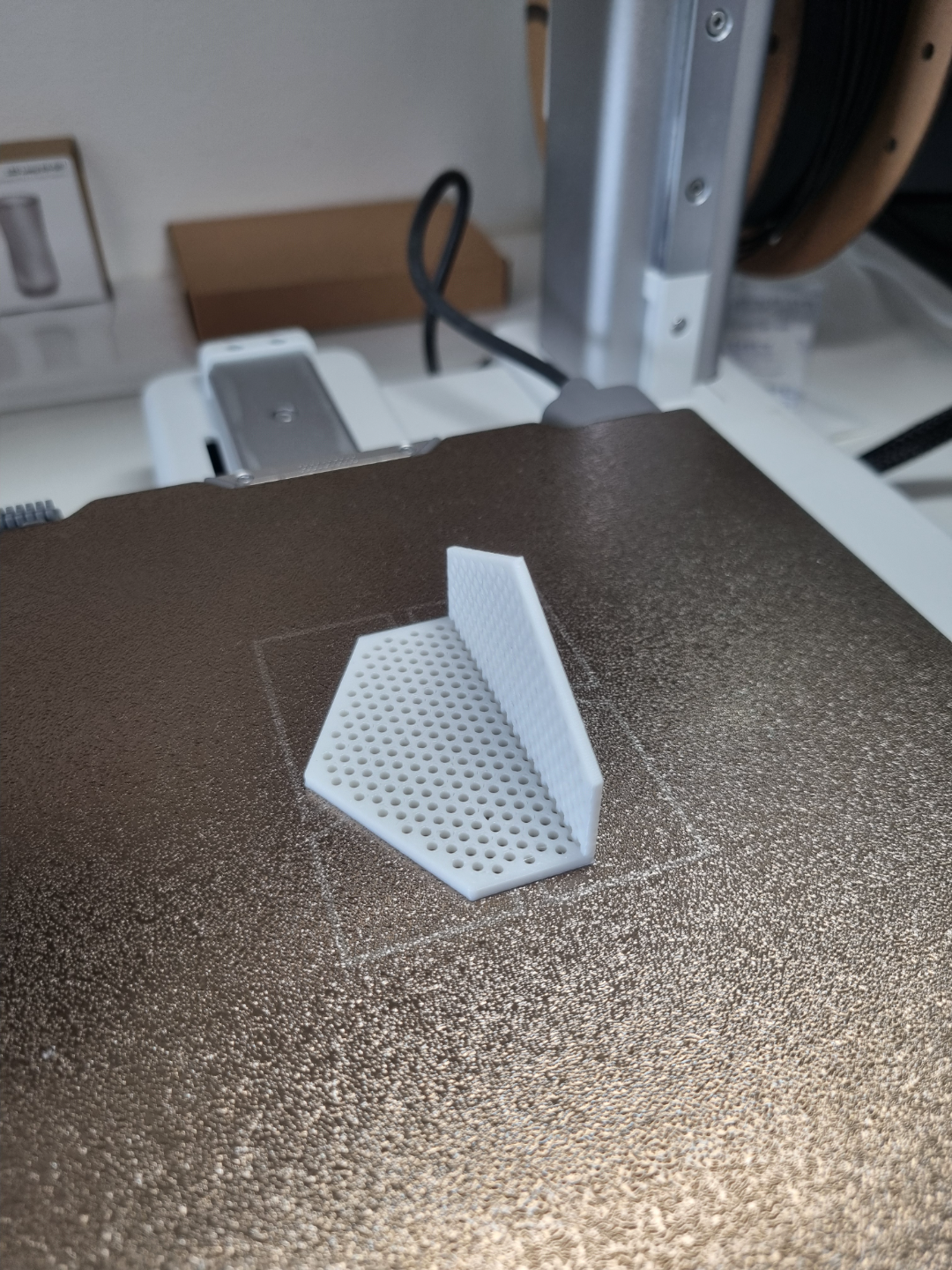 Honeycomb display Shelf