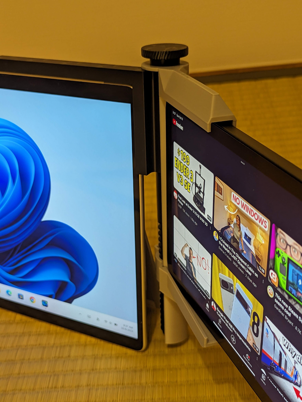 Phone or tablet second screen adapter for laptop - Tested on Macbook Air and Microsoft Surface