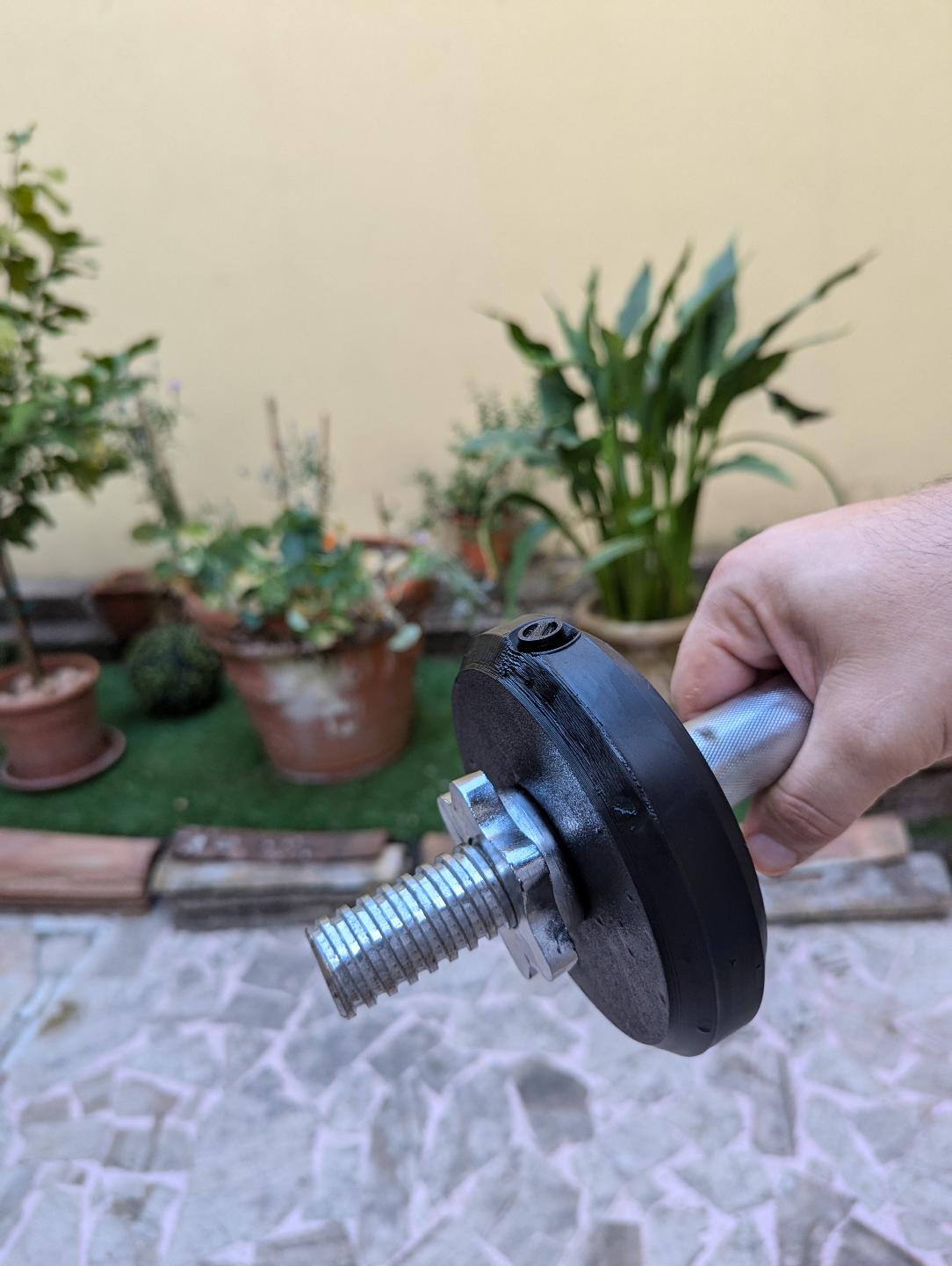 Adjustable Dumbbell Weight Set (water/sand fill)