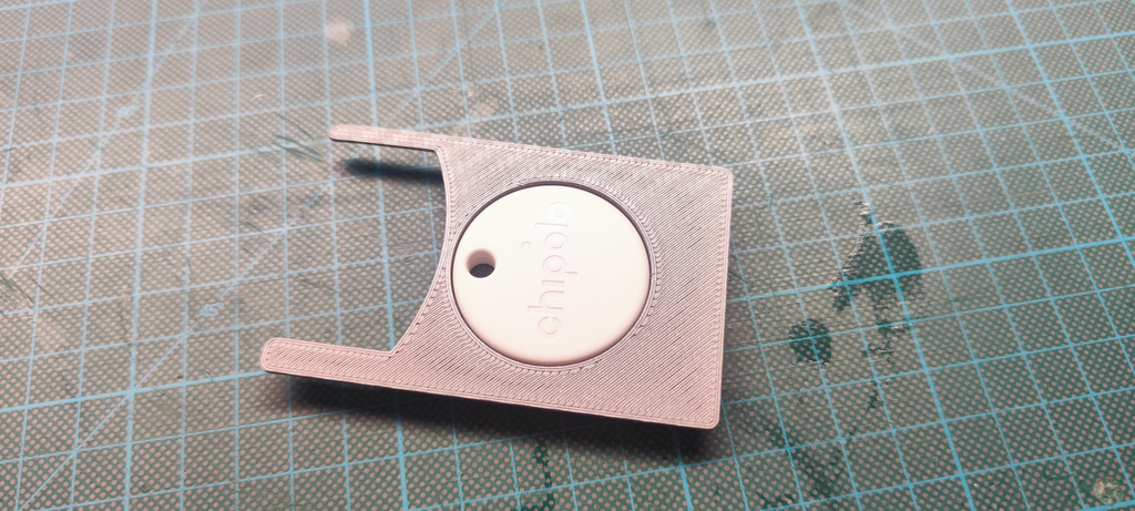I-Clip wallet chipolo adapter