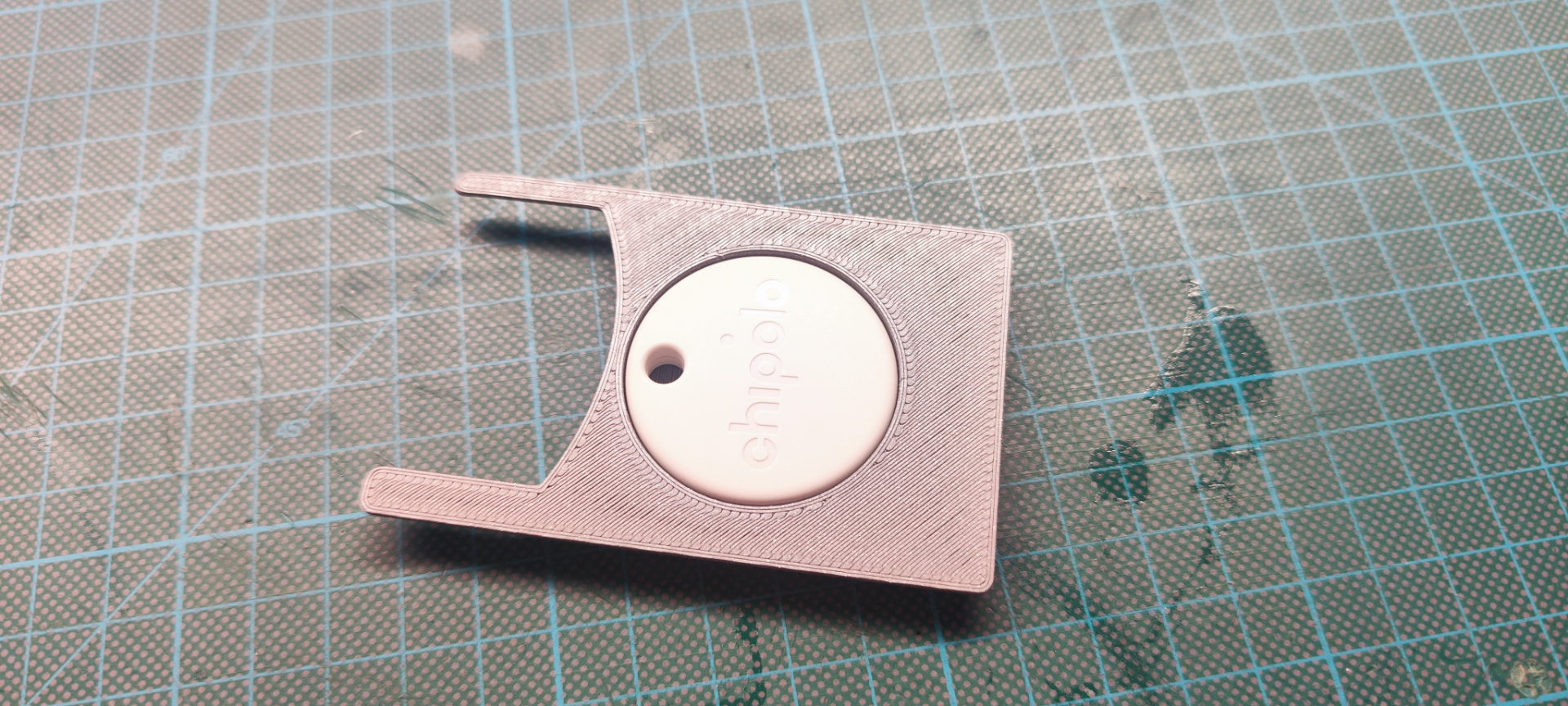I-Clip wallet chipolo adapter