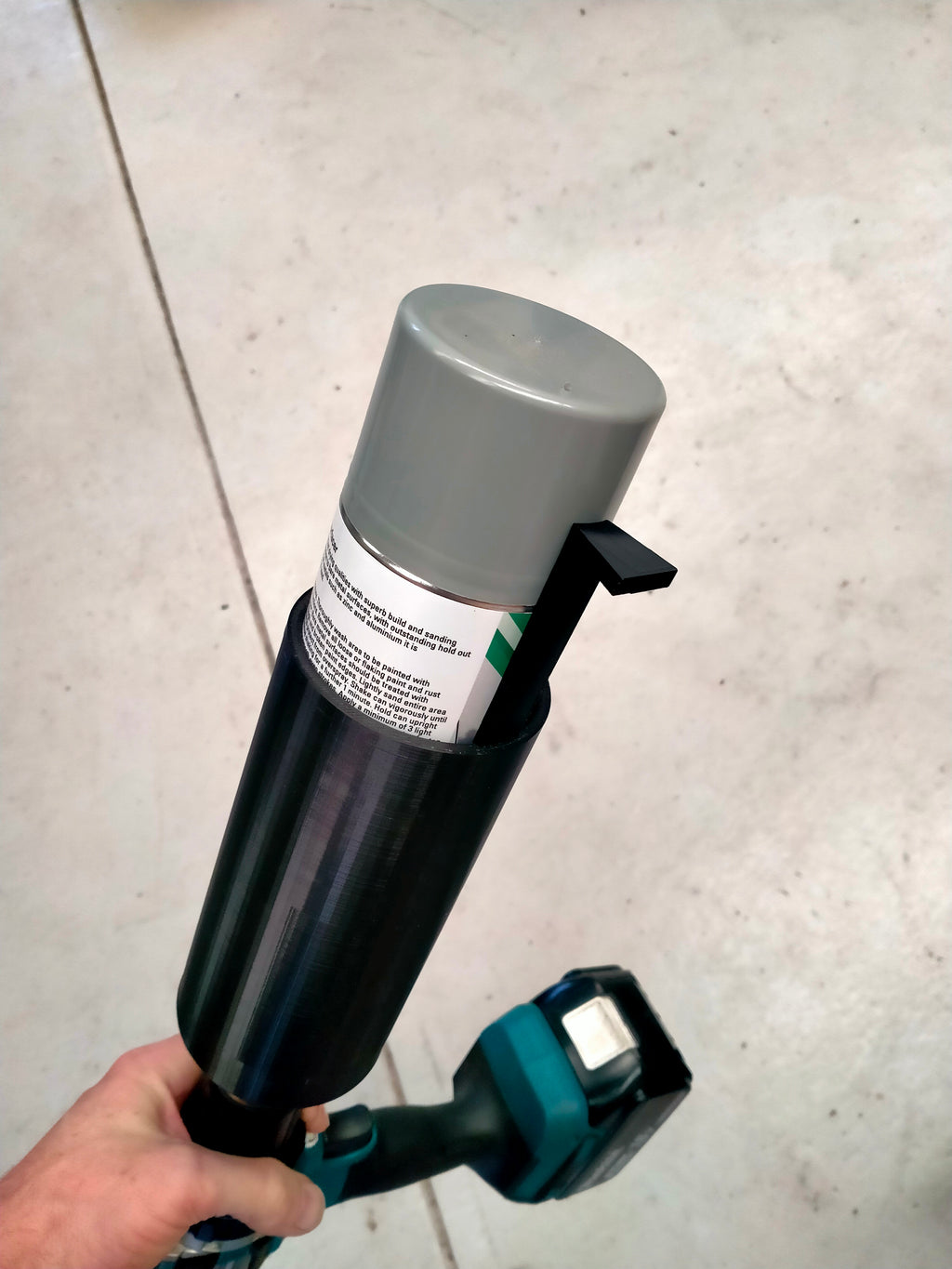 Paint can shaker/mixer for hand drill
