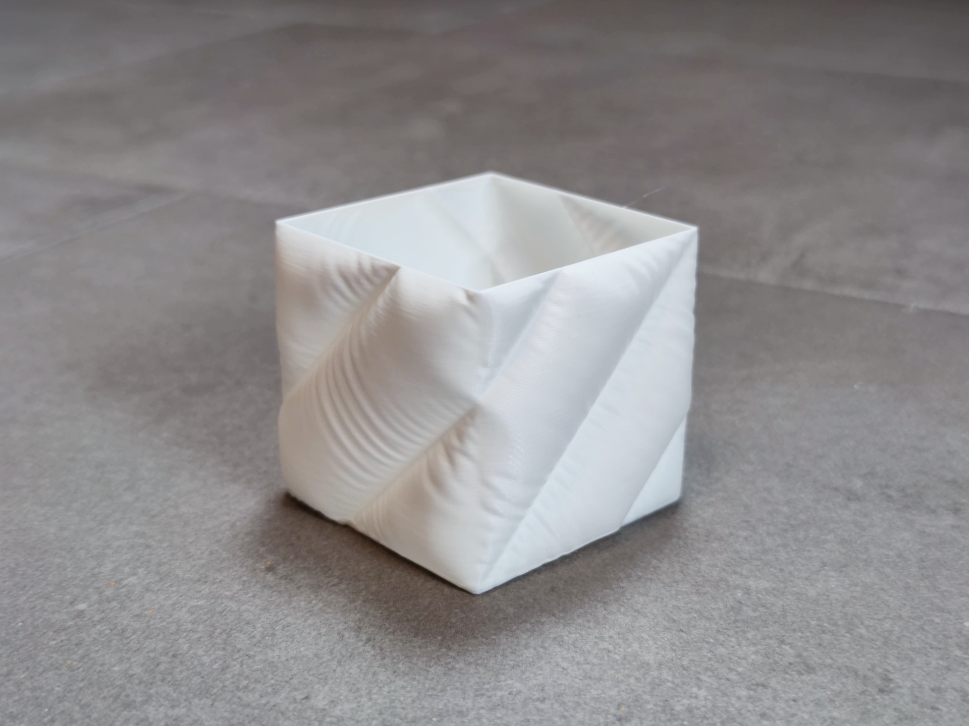 Cloth Plant Pot - Tilt It (Com. Lic.)
