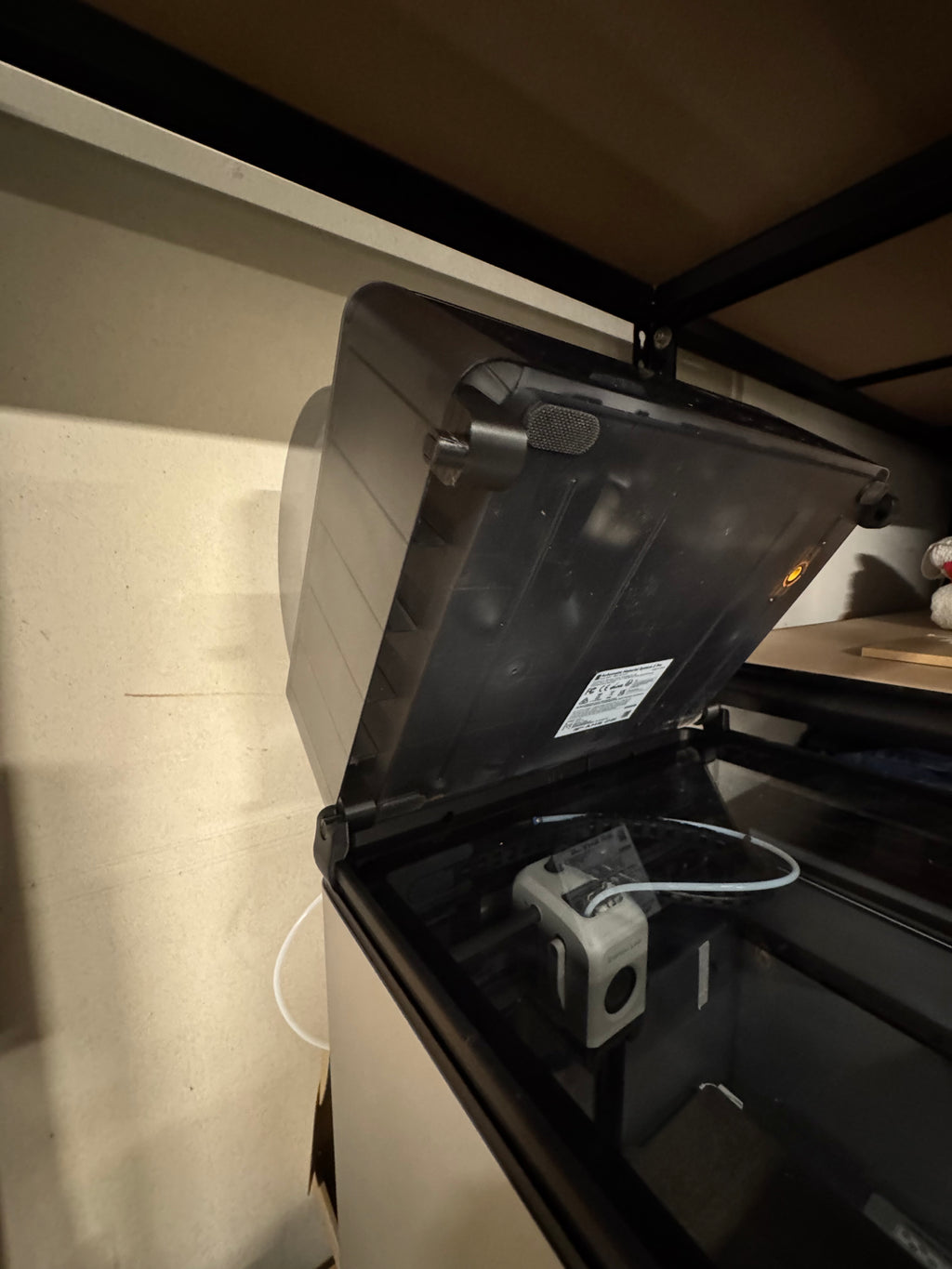 AMS 2 Pro hinges for riser